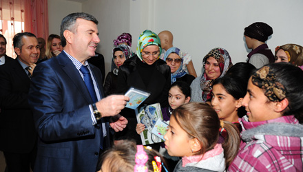 Başkan Akyürek Doğanlar Mahallesi KOMEK'i Ziyaret Etti