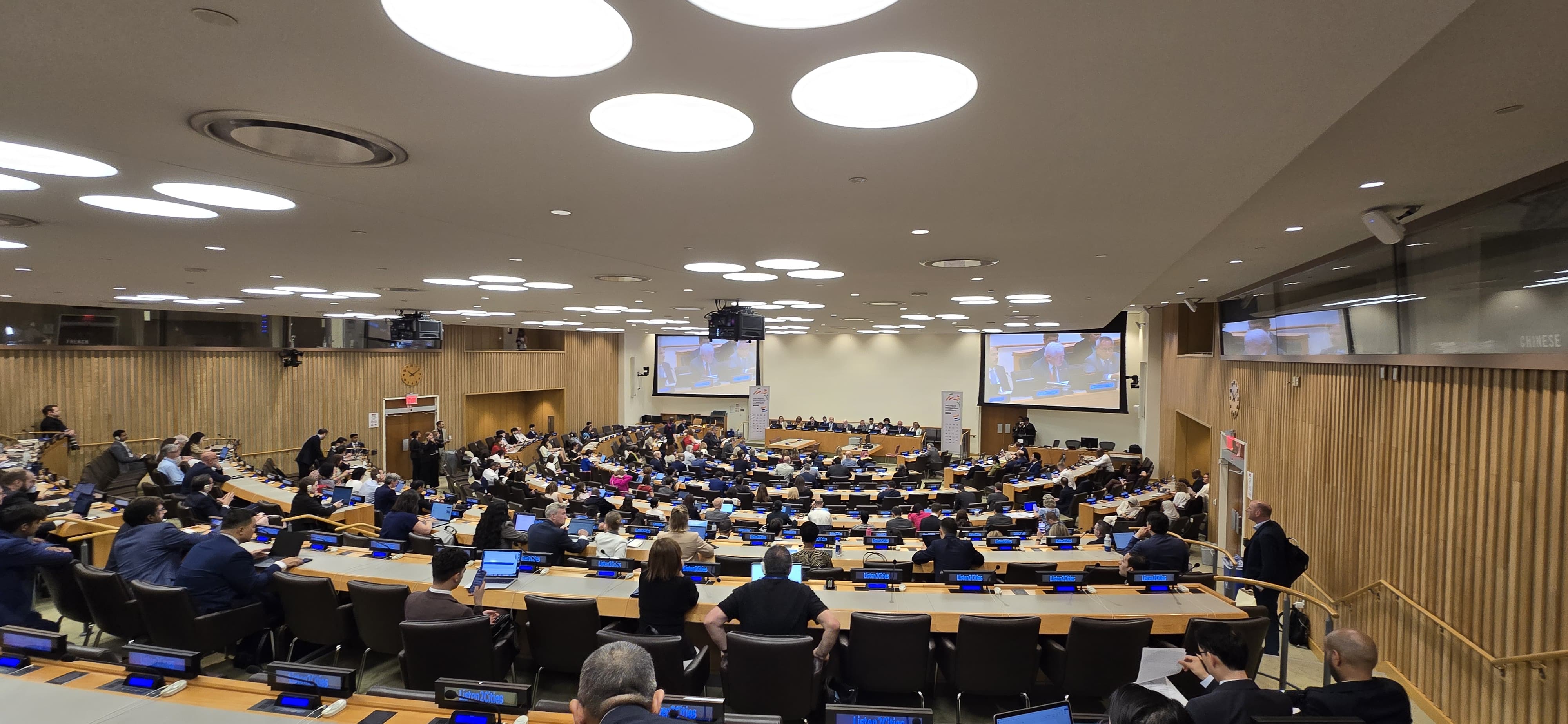 UCLG BAŞKANI ALTAY: “ÇOCUKLARIN KORKUSUZCA SOKAKLARDA OYNAYABİLDİĞİ ŞEHİRLER İNŞA ETMEK İSTİYORSAK GAZZE’NİN SESSİZ ÇIĞLIĞINA KULAK VERMELİYİZ”