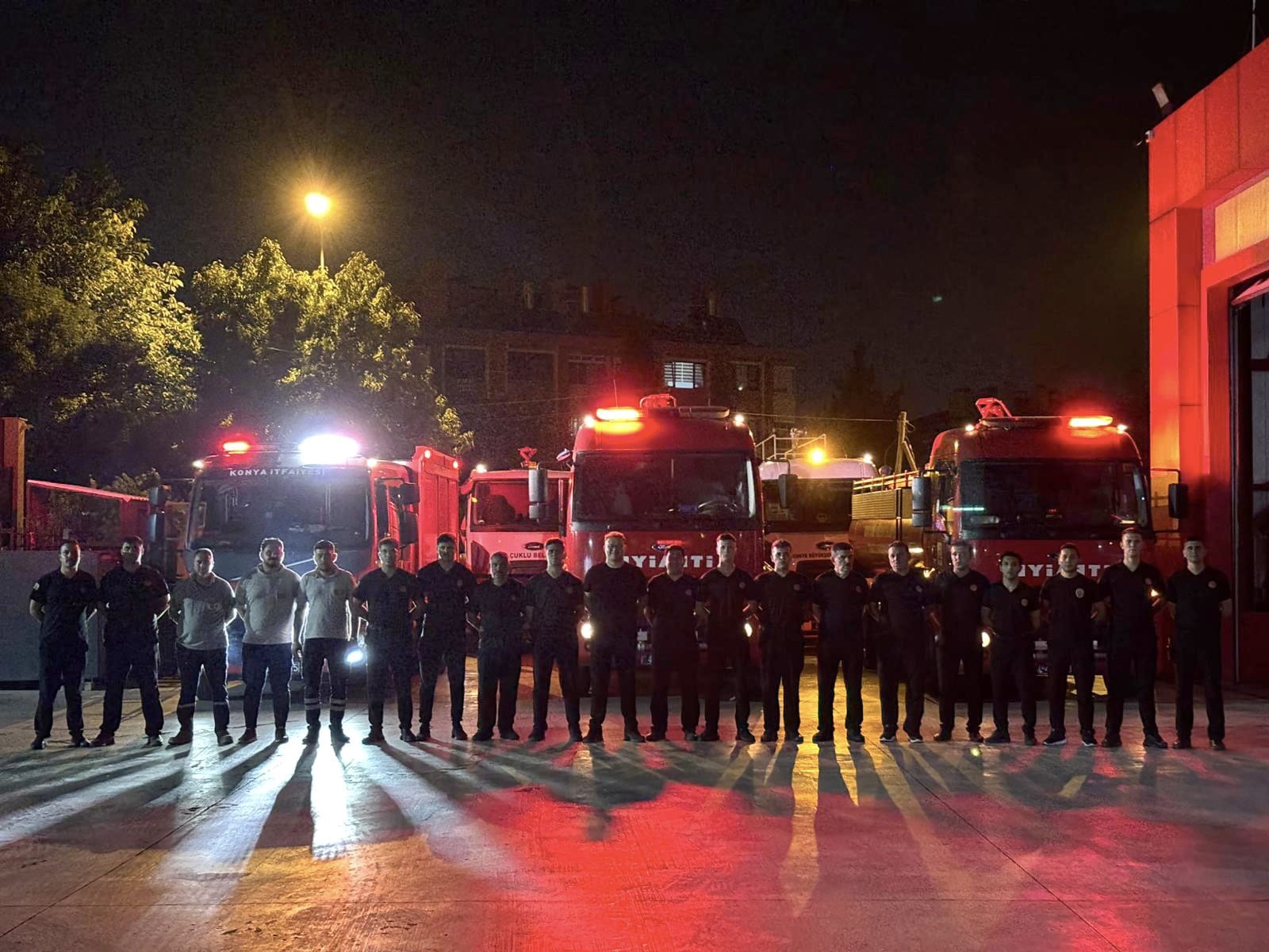 BAŞKAN ALTAY: “İTFAİYE EKİPLERİMİZ BURSA’DAKİ YANGIN SÖNDÜRME ÇALIŞMALARINA DESTEK İÇİN GECE YOLA ÇIKTI”