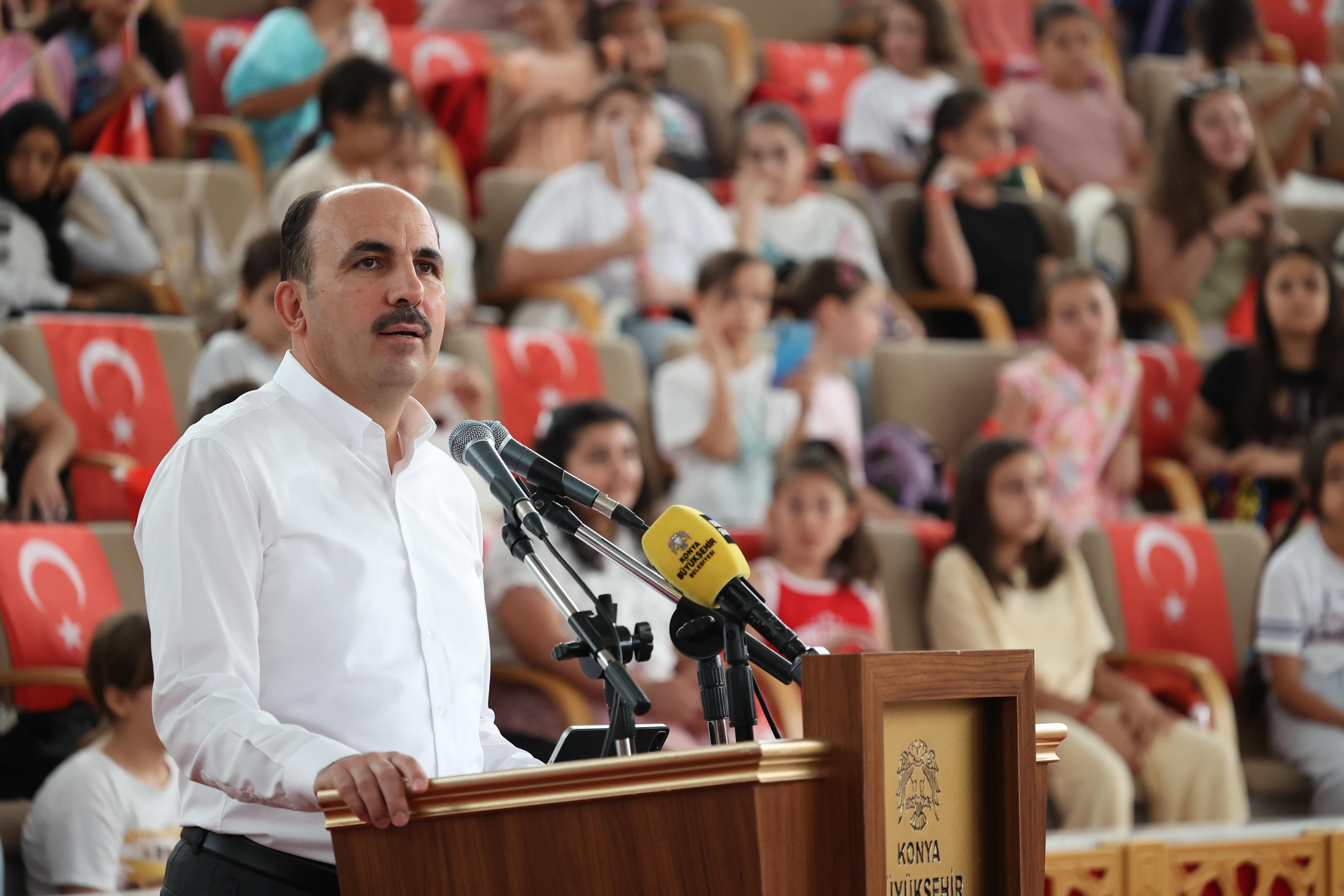 BAŞKAN ALTAY: “GENÇ KOMEK GÖNÜLLERE DOKUNAN BÜYÜK BİR EĞİTİM SEFERBERLİĞİDİR”