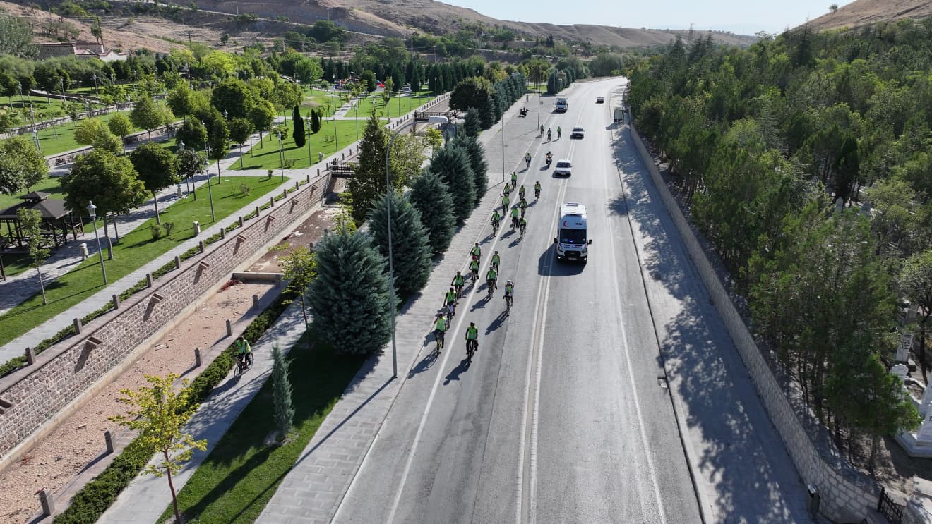 KONYA BÜYÜKŞEHİR BİSİKLET TUTKUNLARI İÇİN TARİH VE DOĞA TURLARI DÜZENLİYOR