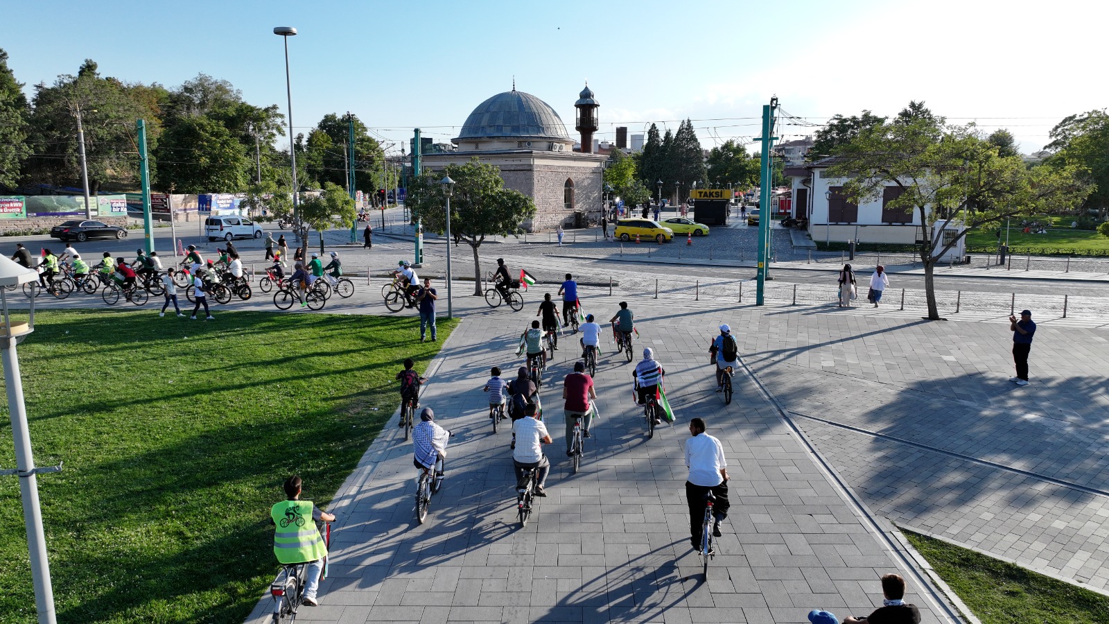 KUDÜS ÇALIŞMA GRUBU’NDAN “GAZZE İÇİN DURMA, AÇLIK İÇİN PEDALLA” EYLEMİ