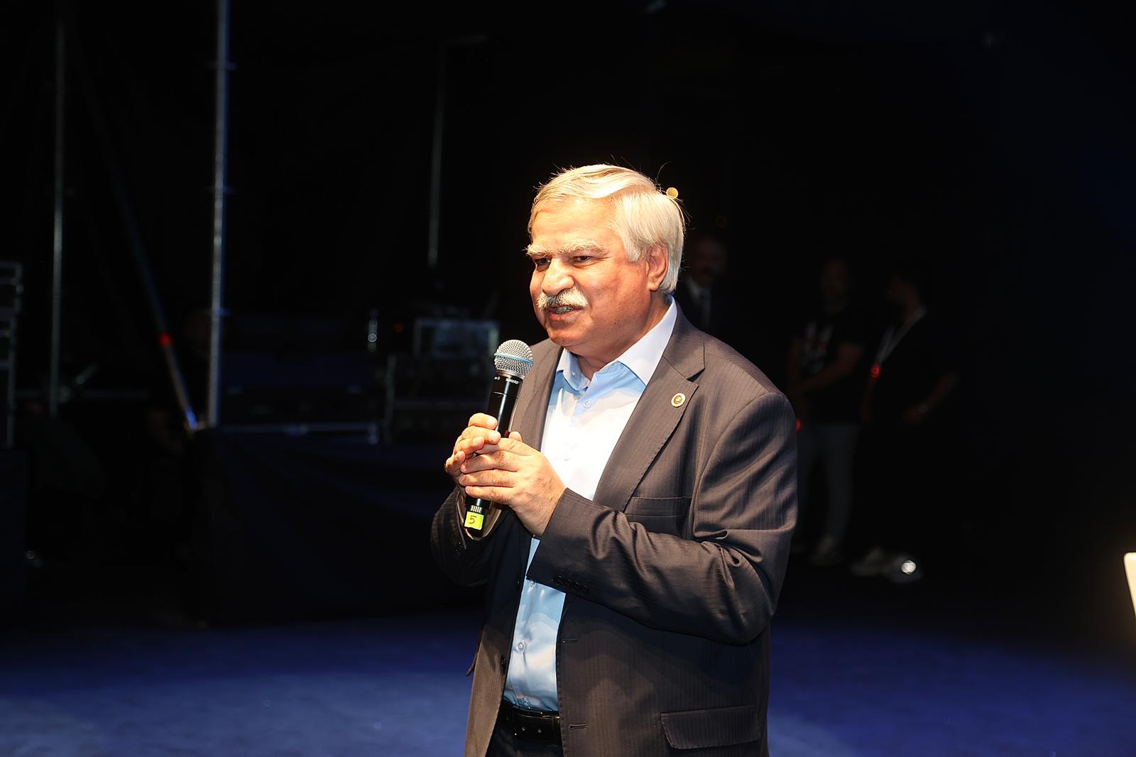 BAŞKAN ALTAY: “BİLİM FESTİVALİ’MİZ 24 AĞUSTOS AKŞAMINA KADAR YÜZ BİNLERİ KONYA’DA AĞIRLAYACAK”
