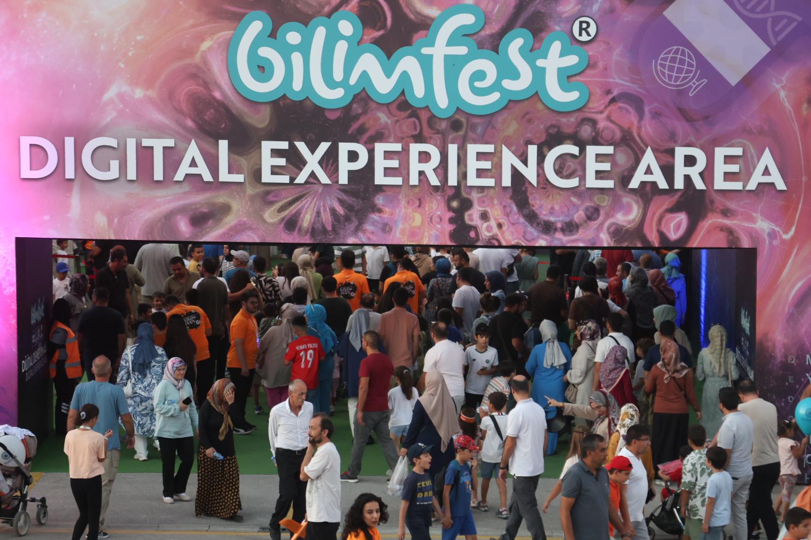 BAŞKAN ALTAY 10. BİLİM FESTİVALİ’NE KATILAN HERKESE TEŞEKKÜR ETTİ