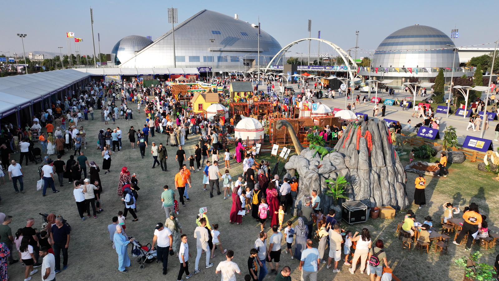 BAŞKAN ALTAY 10. BİLİM FESTİVALİ’NE KATILAN HERKESE TEŞEKKÜR ETTİ
