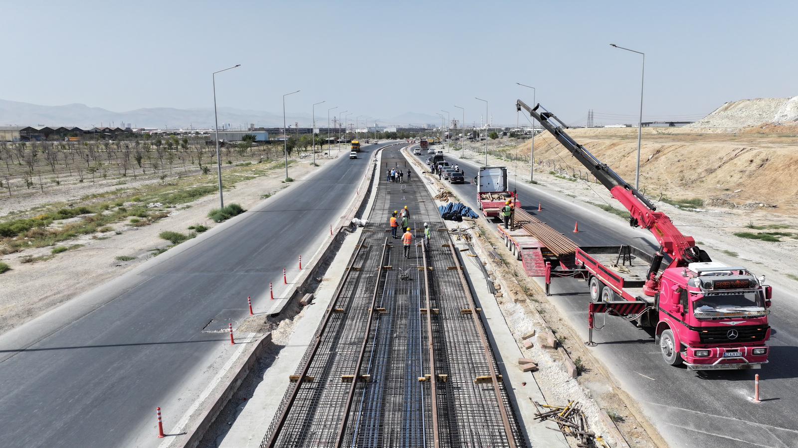 MİLLETVEKİLLERİ, BAŞKAN ALTAY VE İL BAŞKANI ÖZGÖKÇEN STADYUM -  ŞEHİR HASTANESİ TRAMVAY HATTI’NDAKİ ÇALIŞMALARI İNCELEDİ