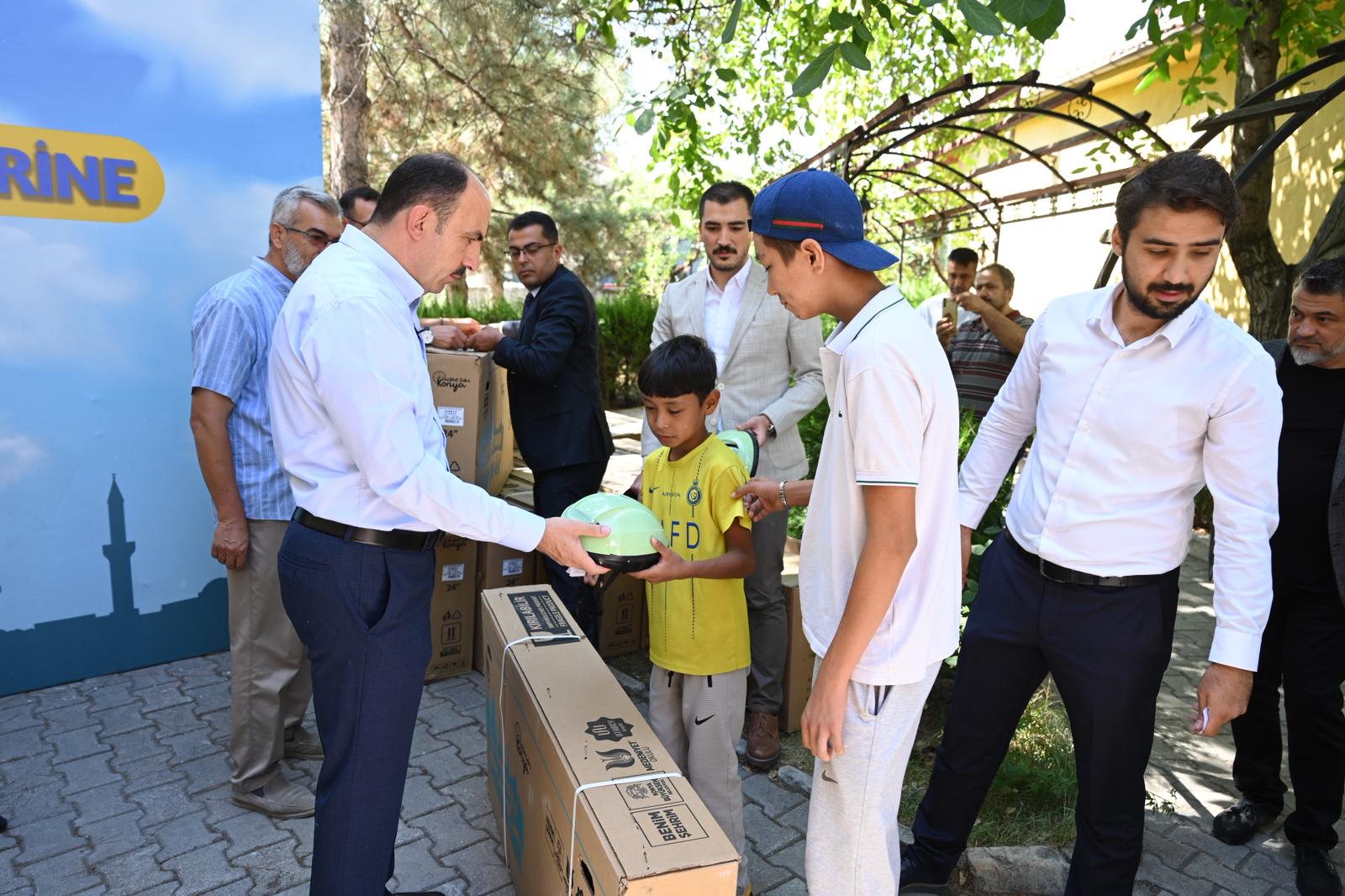 BAŞKAN ALTAY: “GÜLE OYNAYA CAMİYE GEL PROJESİ’NDE 12 BİNDEN FAZLA ÇOCUK BİSİKLETLERİNE KAVUŞTU”
