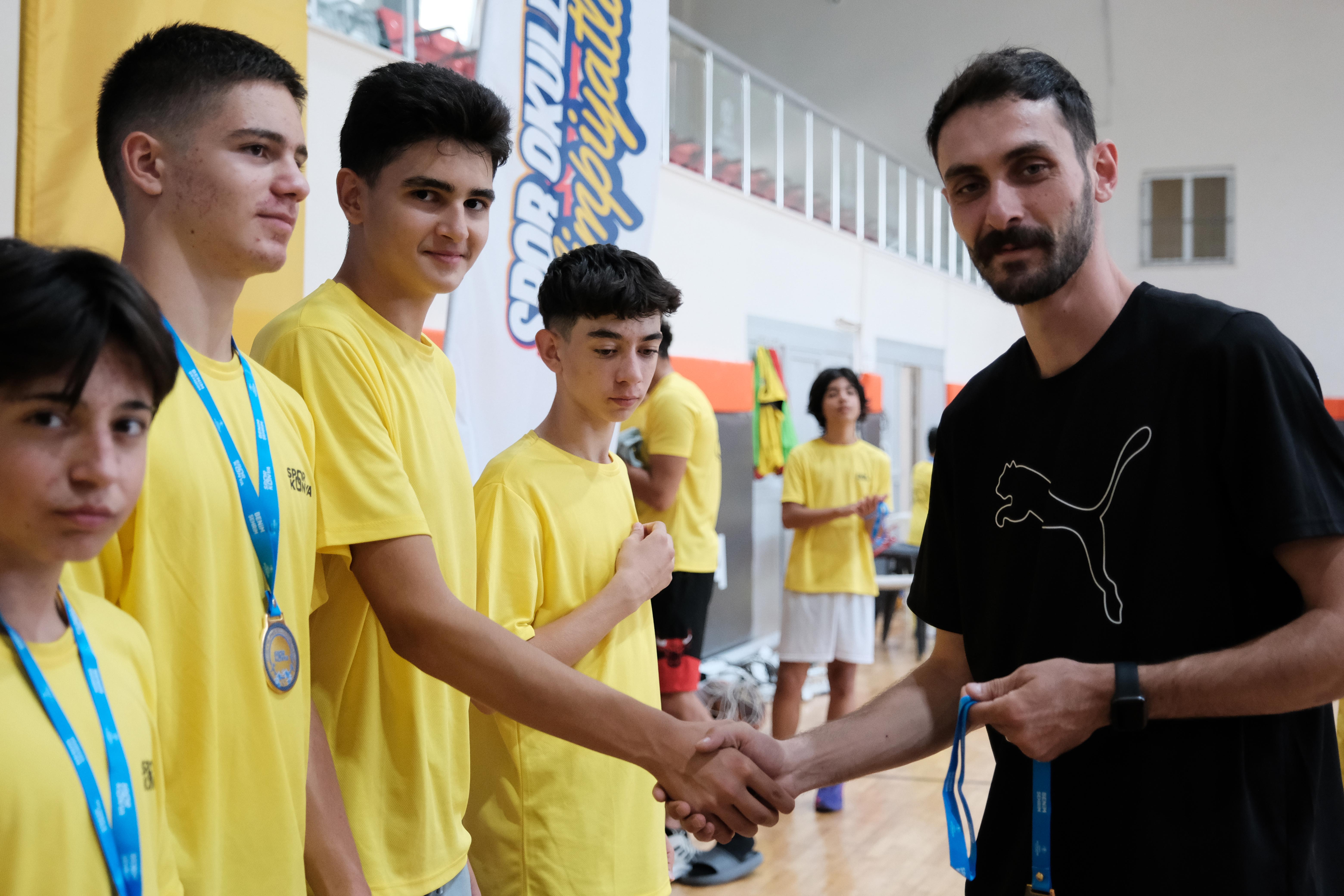 BAŞKAN ALTAY “SPOR OKULLARI OLİMPİYATLARI”NA KATILAN TÜM GENÇLERİ TEBRİK ETTİ