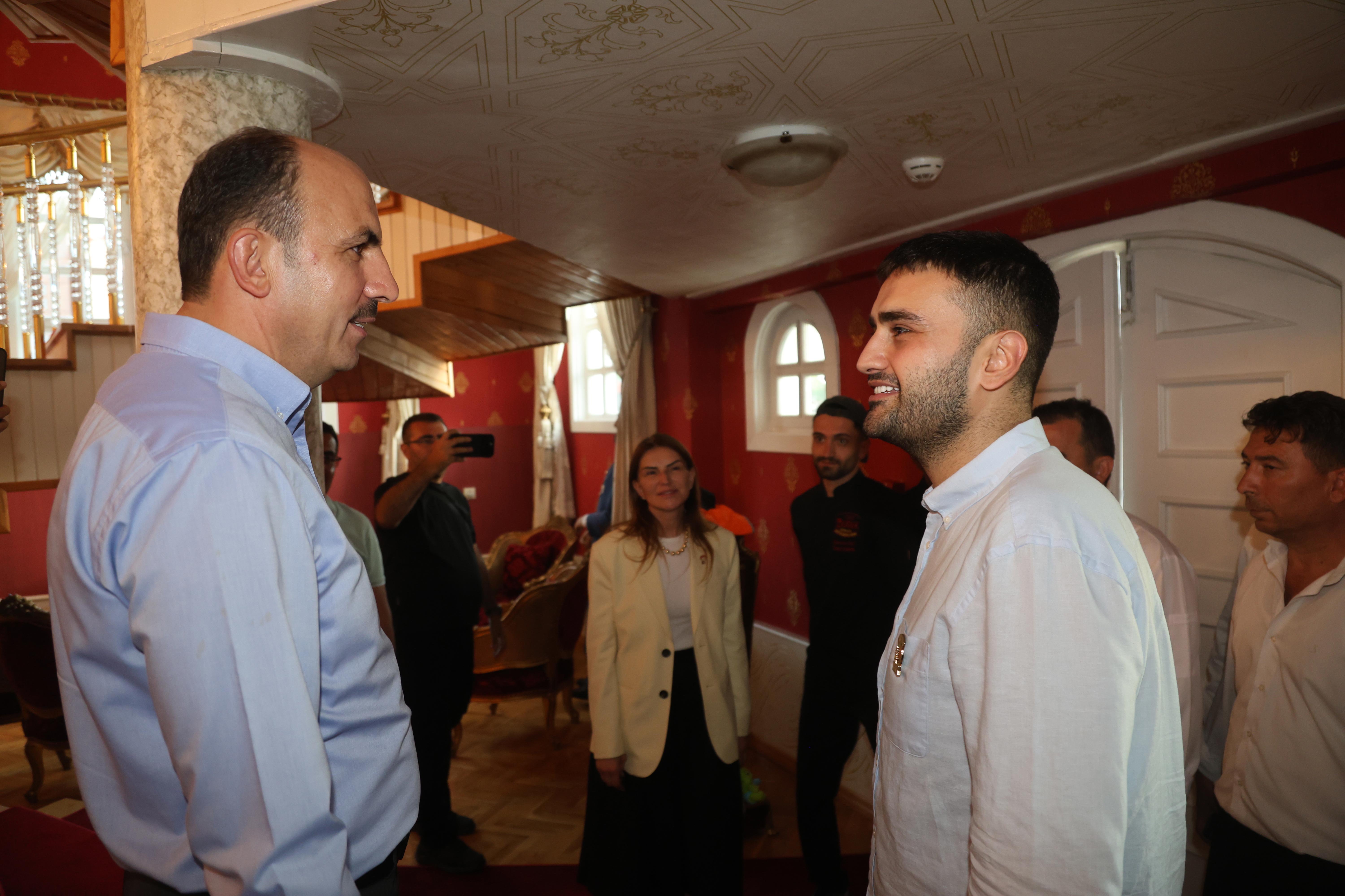 BAŞKAN ALTAY TÜM LEZZET TUTKUNLARINI PAZAR AKŞAMINA KADAR DEVAM EDECEK GASTROFEST’E DAVET ETTİ