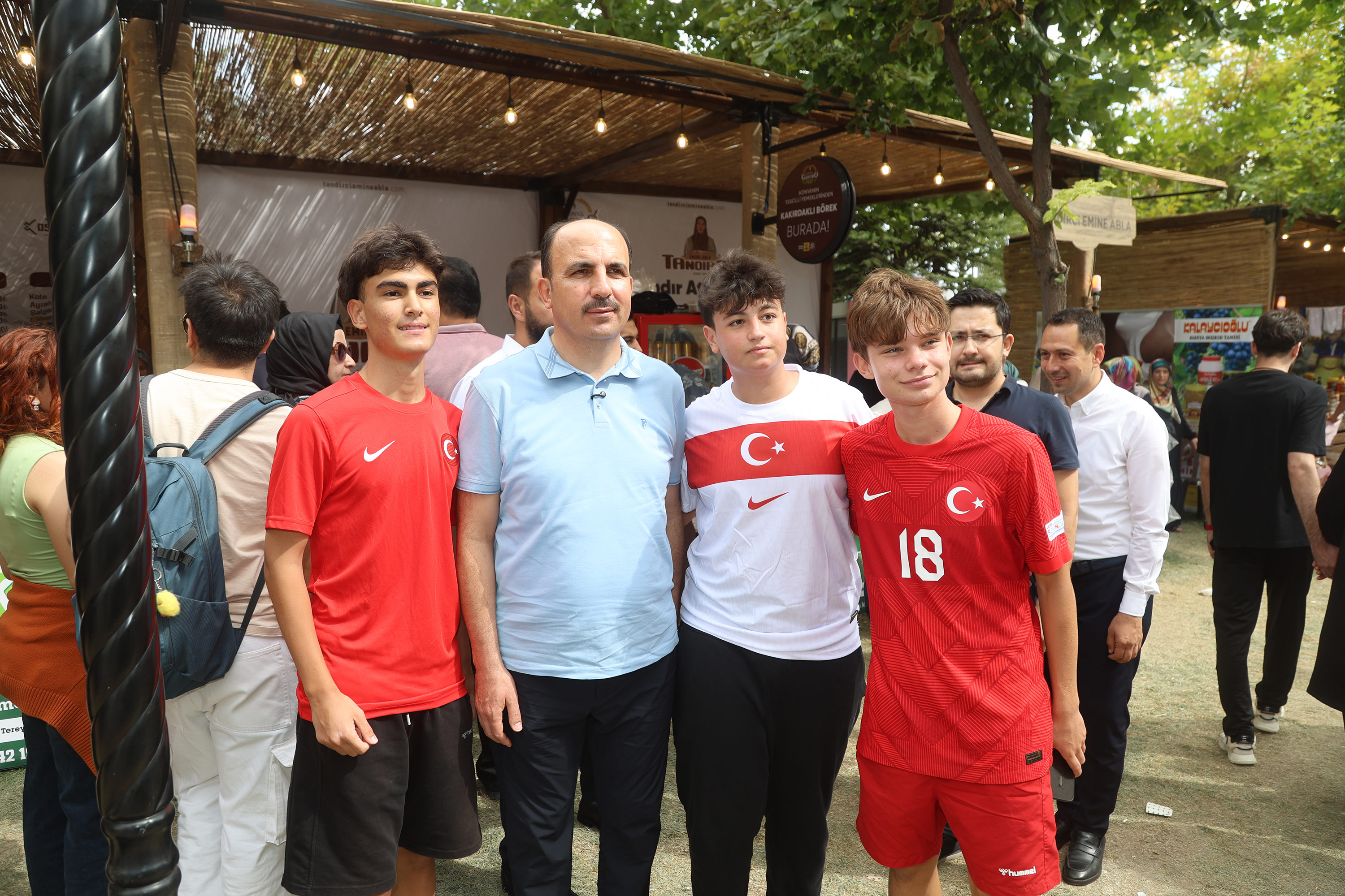 BAŞKAN ALTAY GASTROFEST’E KATILAN YÜZ BİNLERCE MİSAFİRE, ŞEFLERE VE ESNAFA TEŞEKKÜR ETTİ