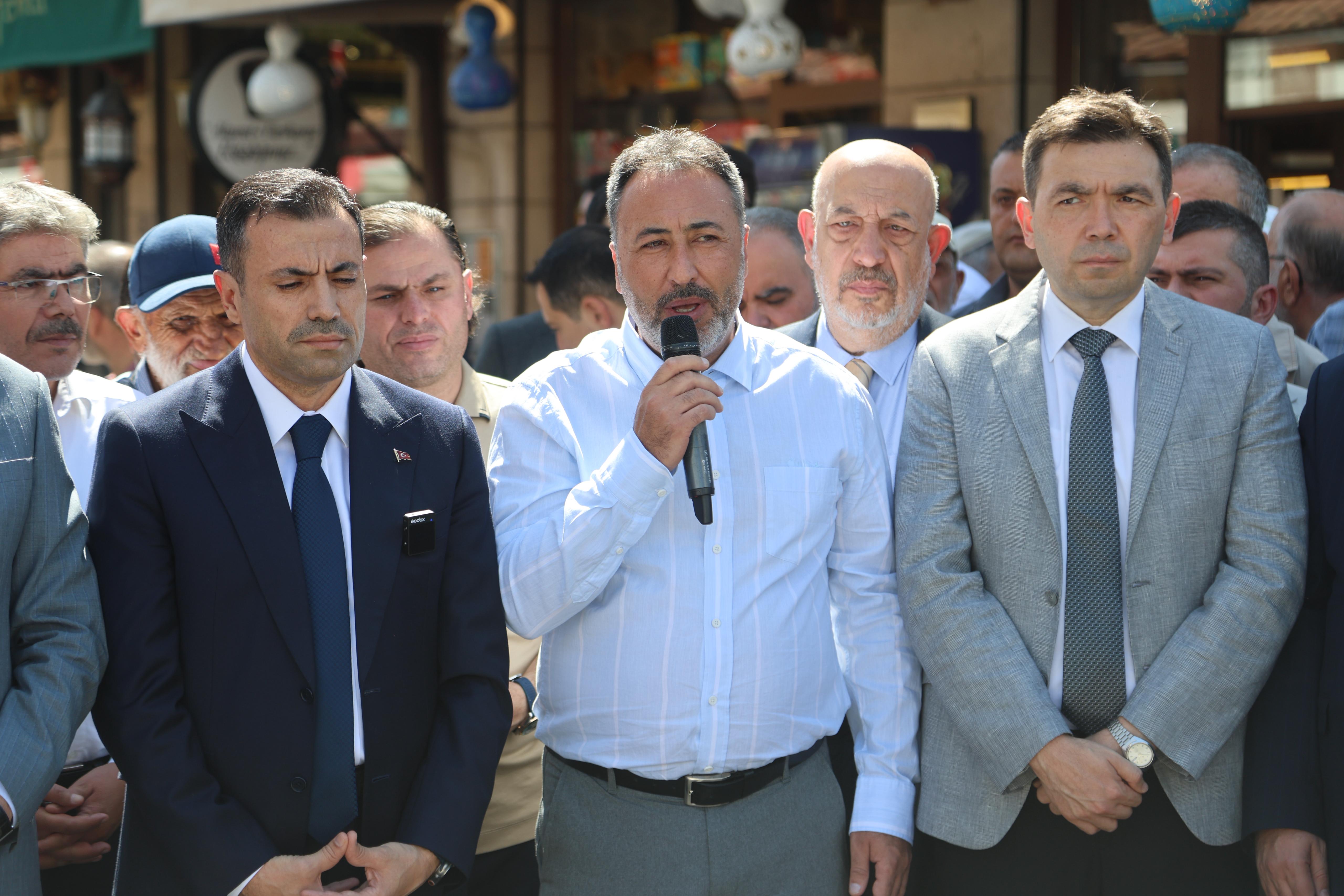 4. TARİHİ BEDESTEN ALIŞVERİŞ GÜNLERİ BAŞLADI