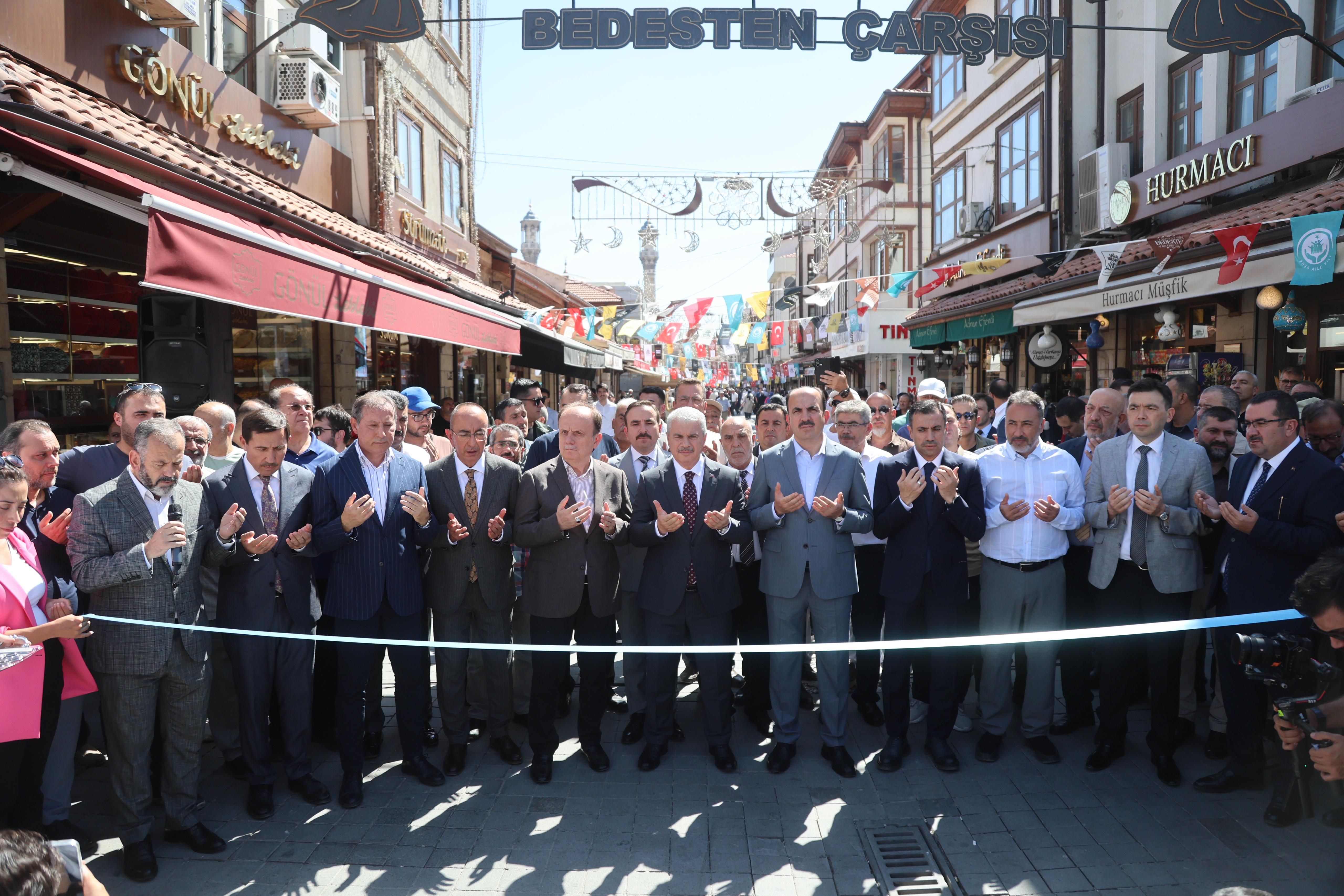 4. TARİHİ BEDESTEN ALIŞVERİŞ GÜNLERİ BAŞLADI