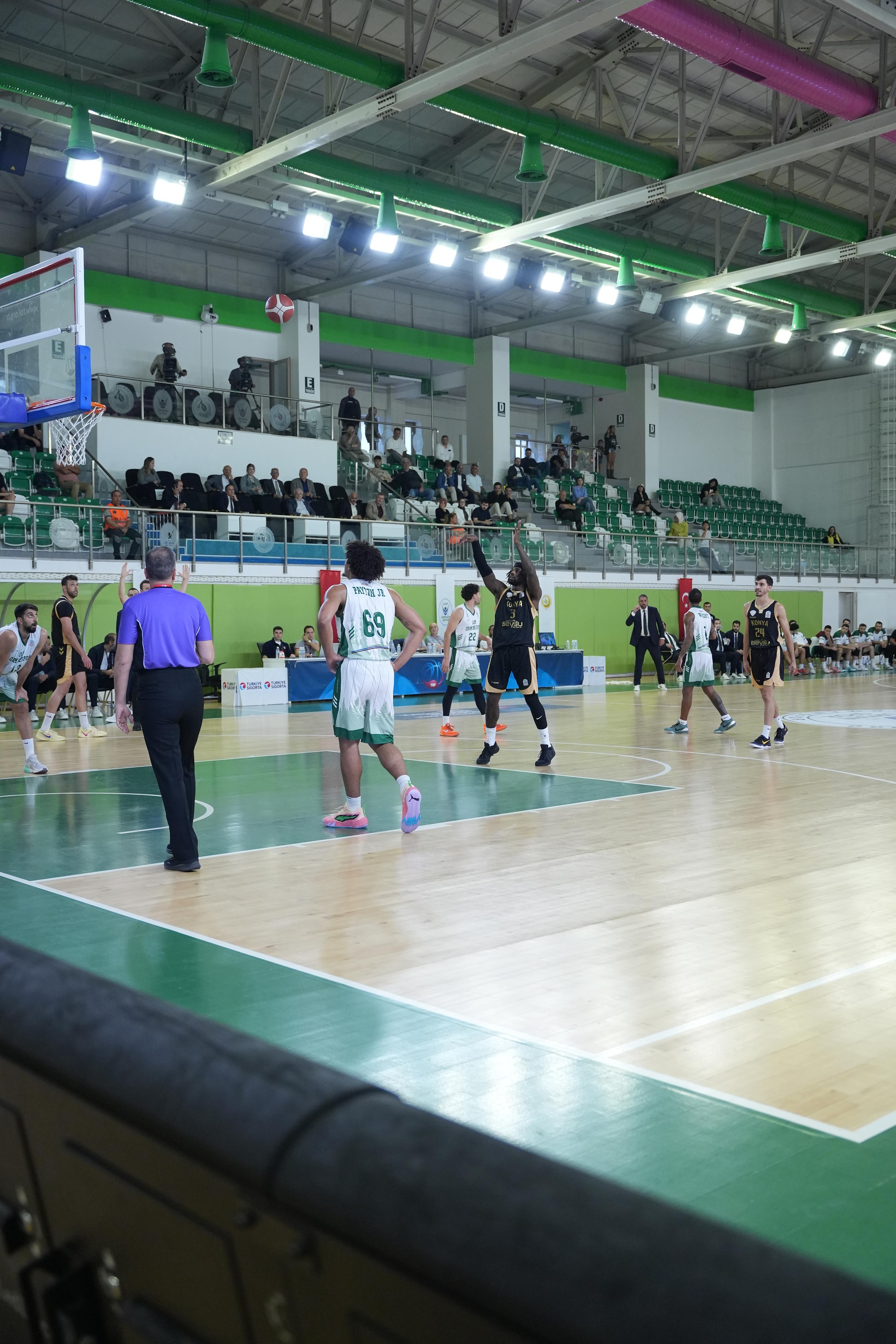 KONYA BÜYÜKŞEHİR DEPLASMANDA OGM ORMANSPOR’U FARKLI YENEREK İKİDE İKİ YAPTI