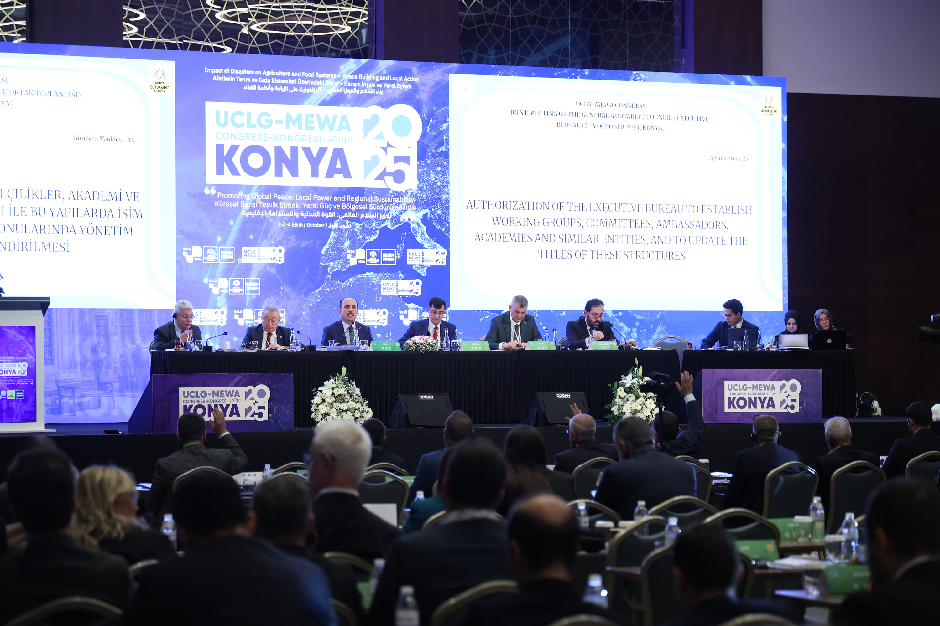 İSRAİL’DE TUTUKLU BULUNAN EL-HALİL BELEDİYE BAŞKANI YENİDEN UCLG-MEWA BAŞKANI SEÇİLDİ