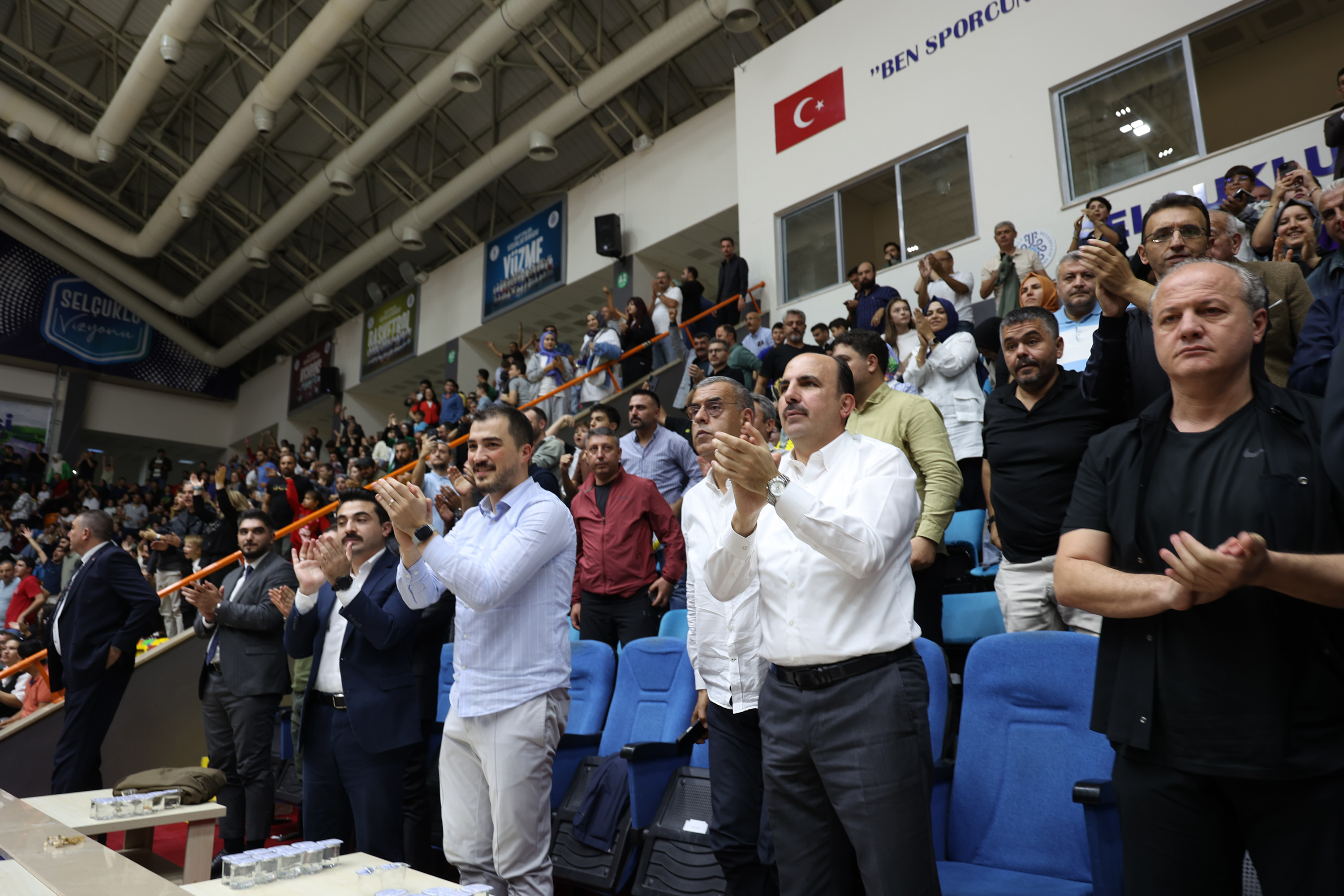 BÜYÜKŞEHİR BELEDİYESPOR - GAZİANTEP BASKETBOL MAÇINDA GAZZE’YE DESTEK PANKARTI AÇILDI