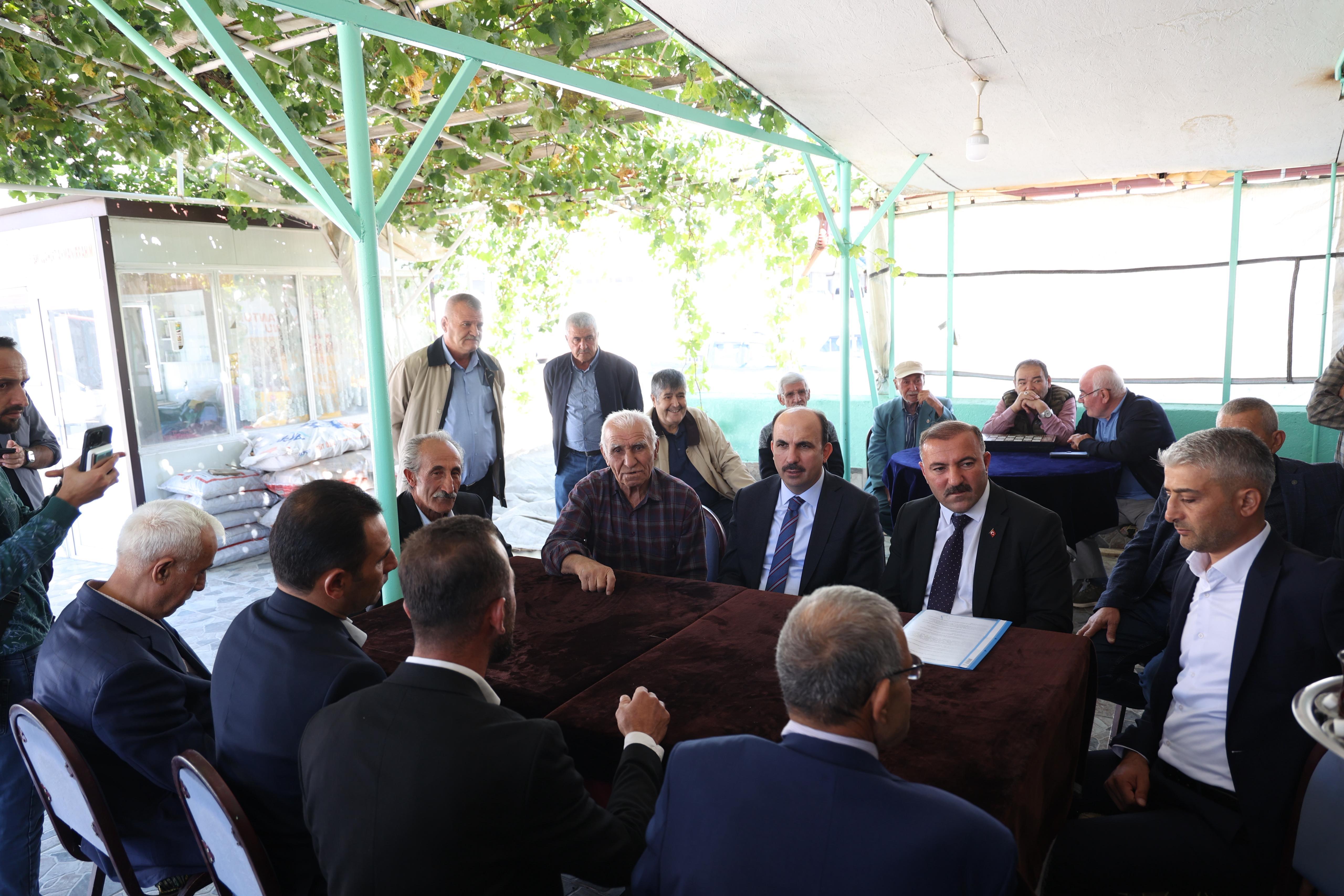 BAŞKAN ALTAY HALKAPINAR VE EMİRGAZİ’DE VATANDAŞLARLA BULUŞTU