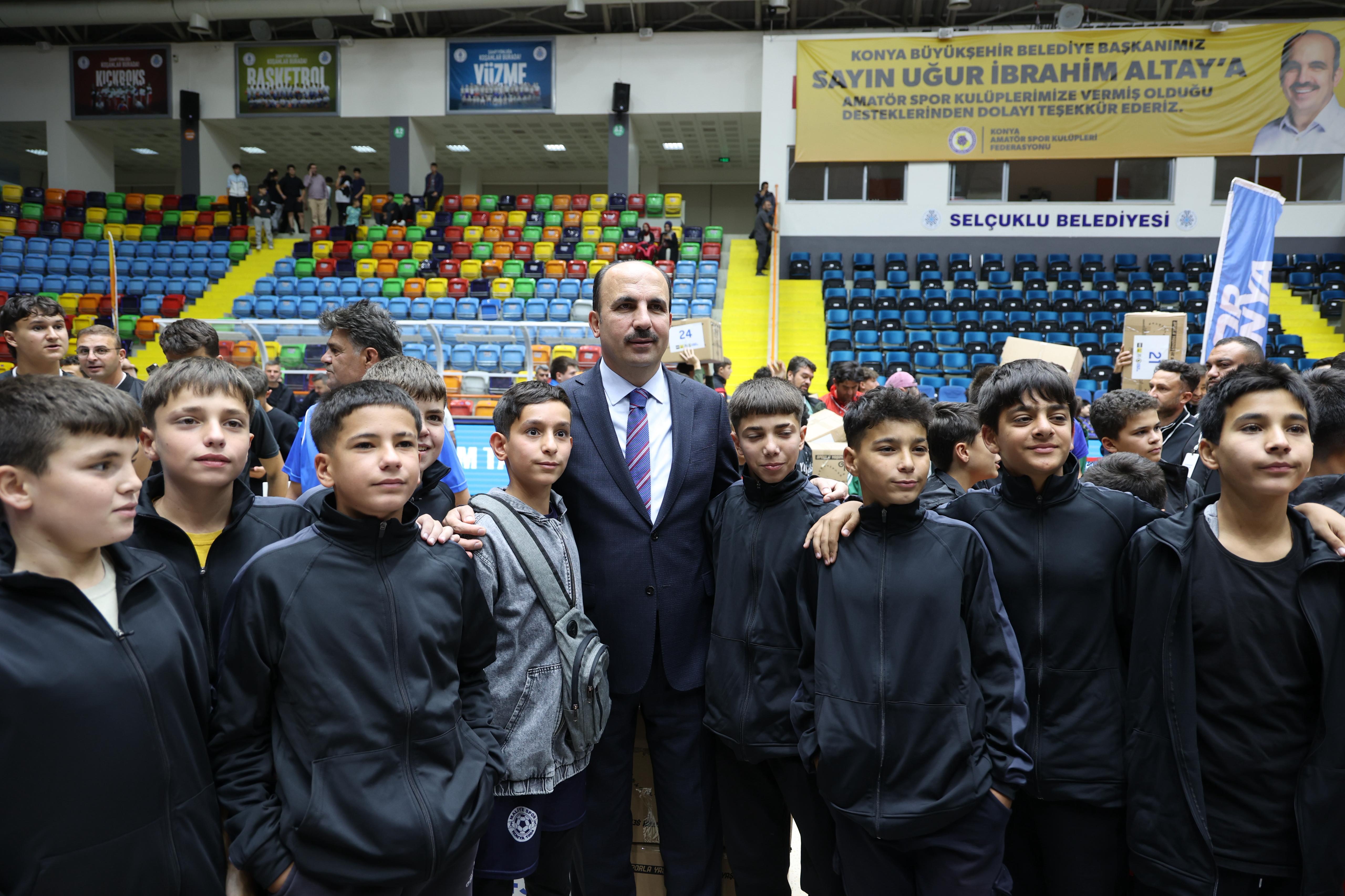 BAŞKAN ALTAY: “2025’TE AMATÖR SPOR KULÜPLERİMİZE 144 MİLYON LİRA AYNÎ VE NAKDÎ DESTEKTE BULUNDUK”