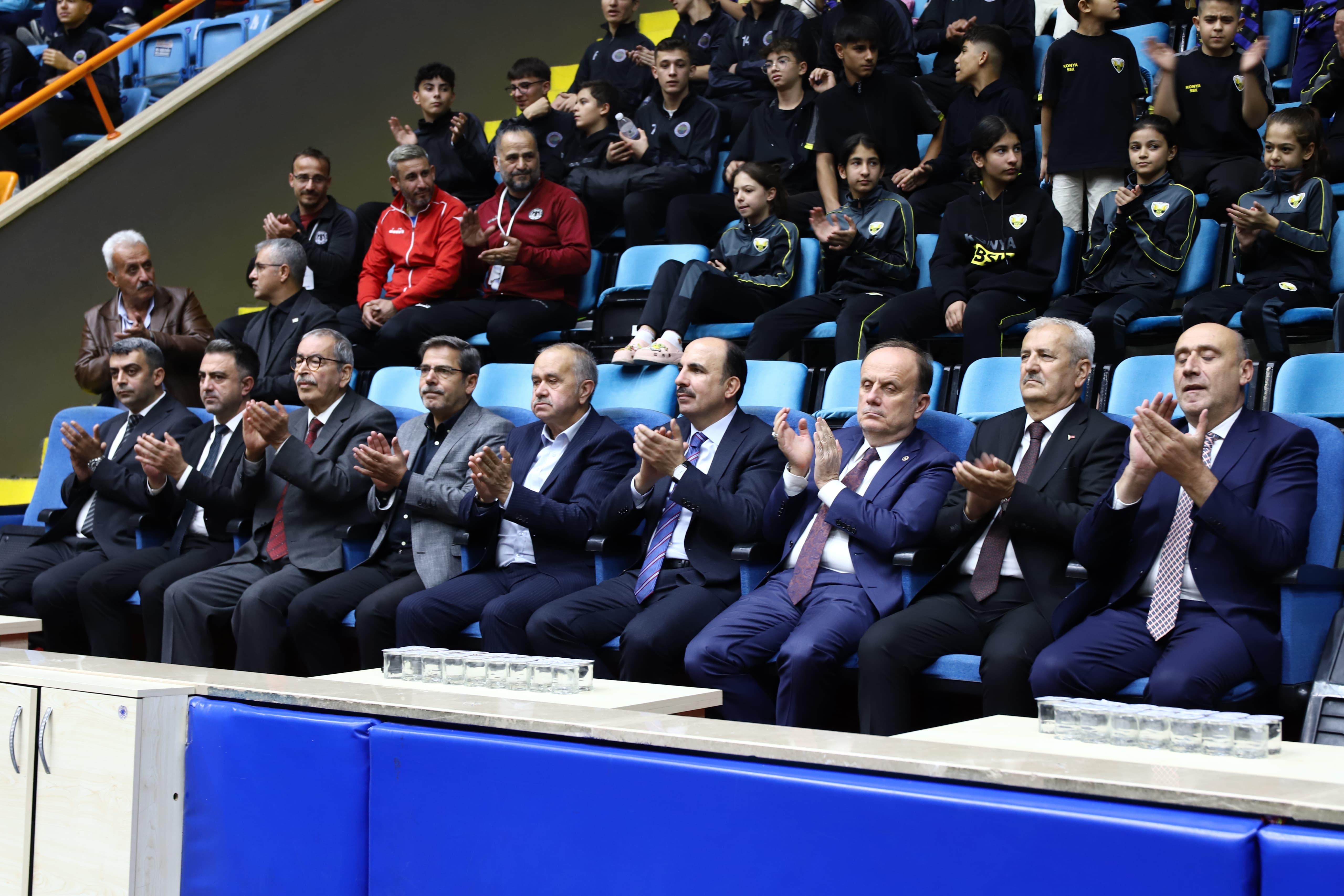 BAŞKAN ALTAY: “2025’TE AMATÖR SPOR KULÜPLERİMİZE 144 MİLYON LİRA AYNÎ VE NAKDÎ DESTEKTE BULUNDUK”