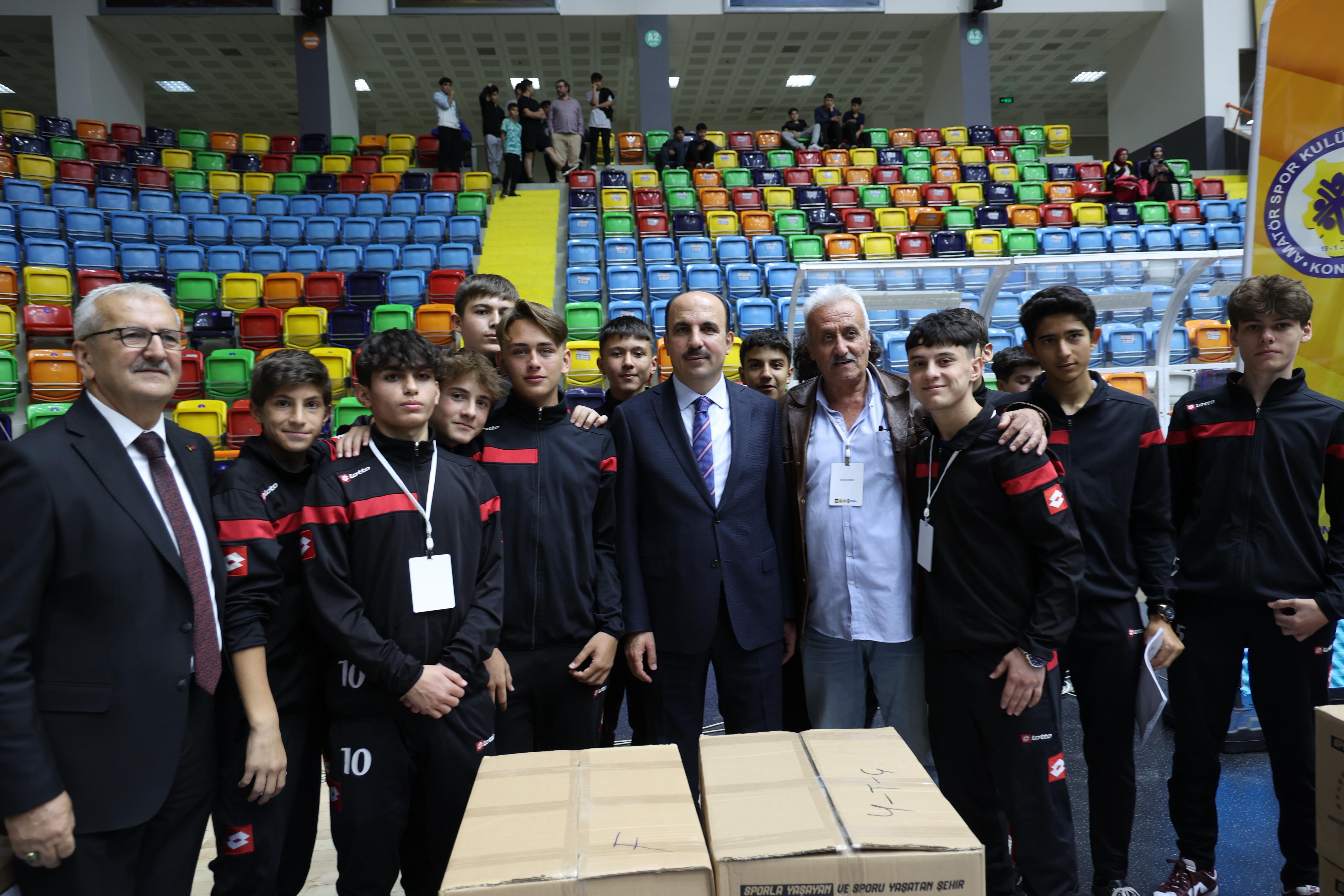 BAŞKAN ALTAY: “2025’TE AMATÖR SPOR KULÜPLERİMİZE 144 MİLYON LİRA AYNÎ VE NAKDÎ DESTEKTE BULUNDUK”