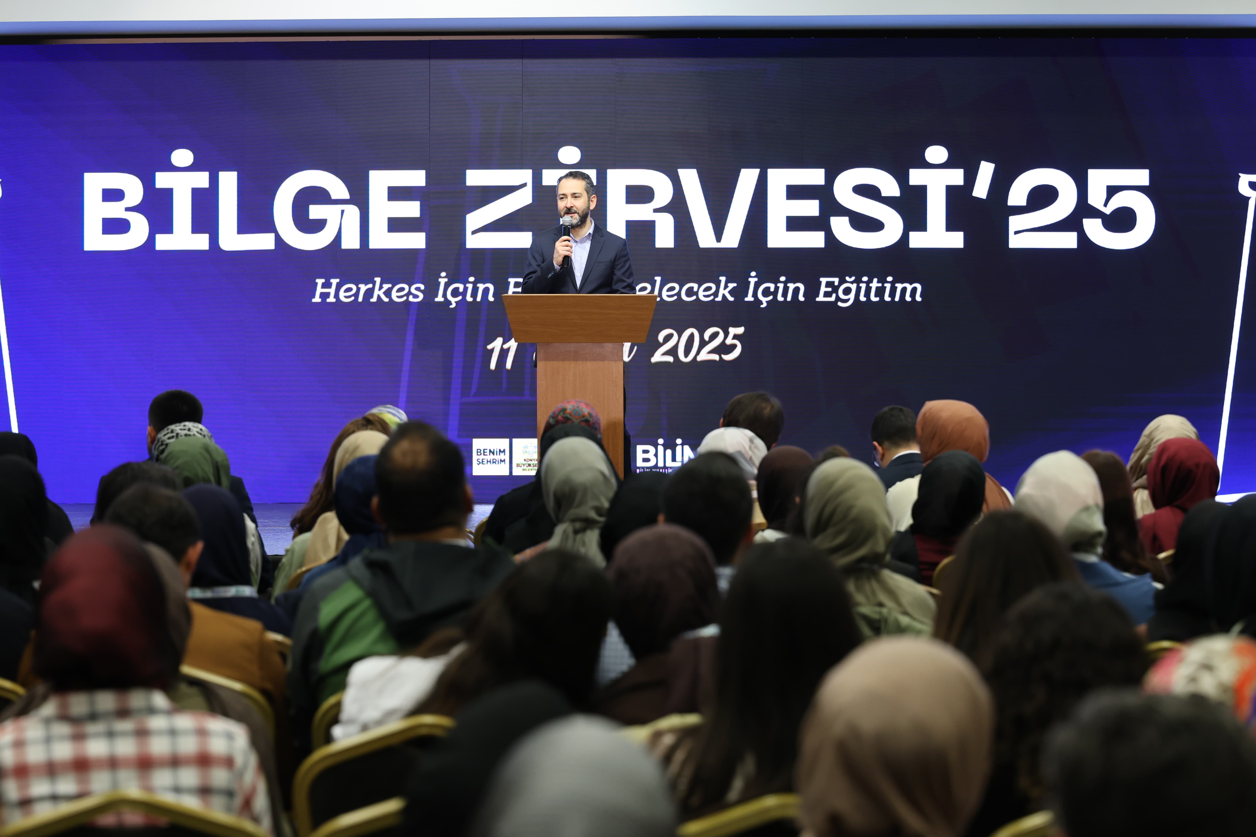 KONYA BÜYÜKŞEHİR “ULUSLARARASI BİLİMUM GELECEĞİN EĞİTİMİ ZİRVESİ”NE EV SAHİPLİĞİ YAPTI