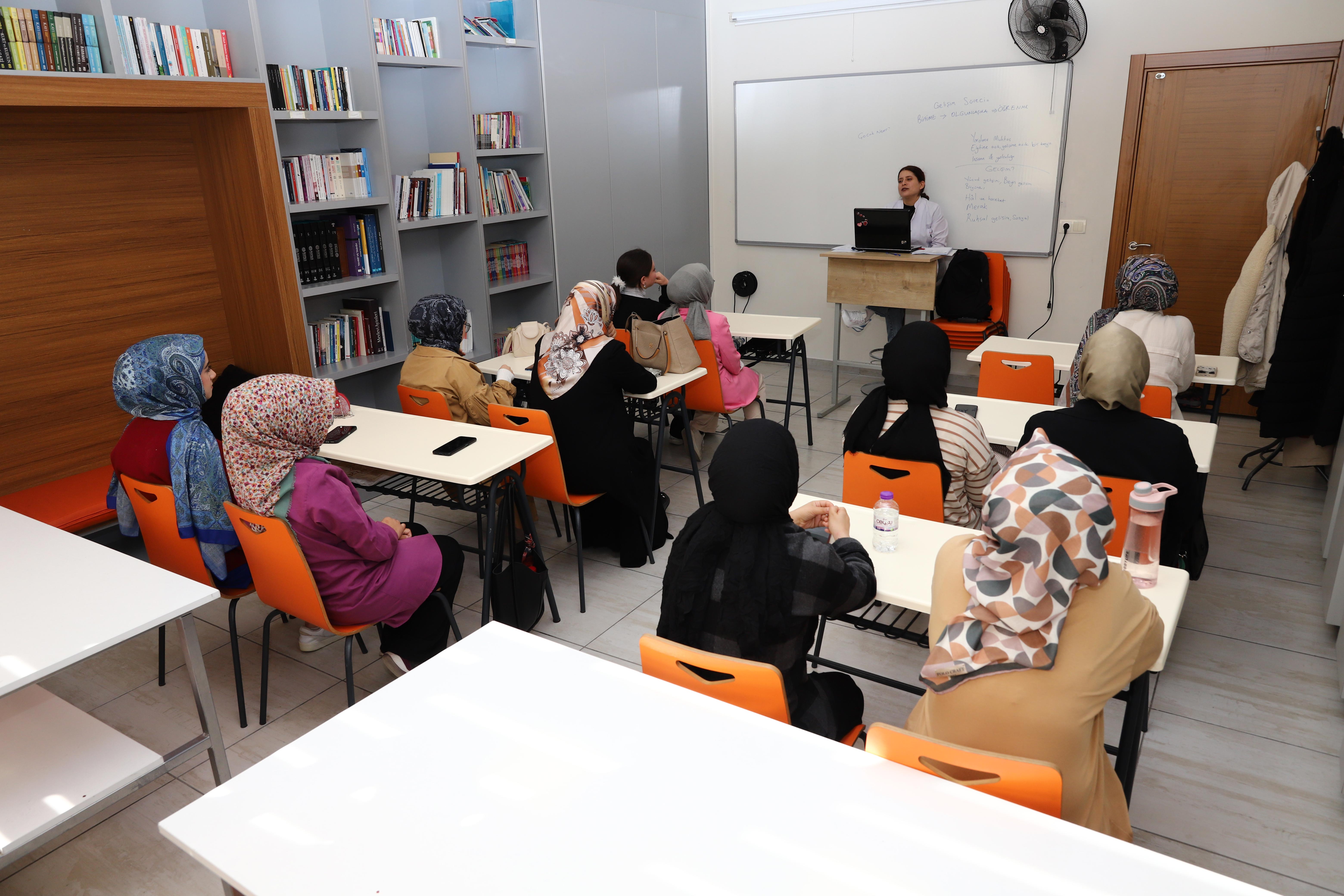 KOMEK YENİ DÖNEME 93 BİN KURSİYERLE BAŞLADI
