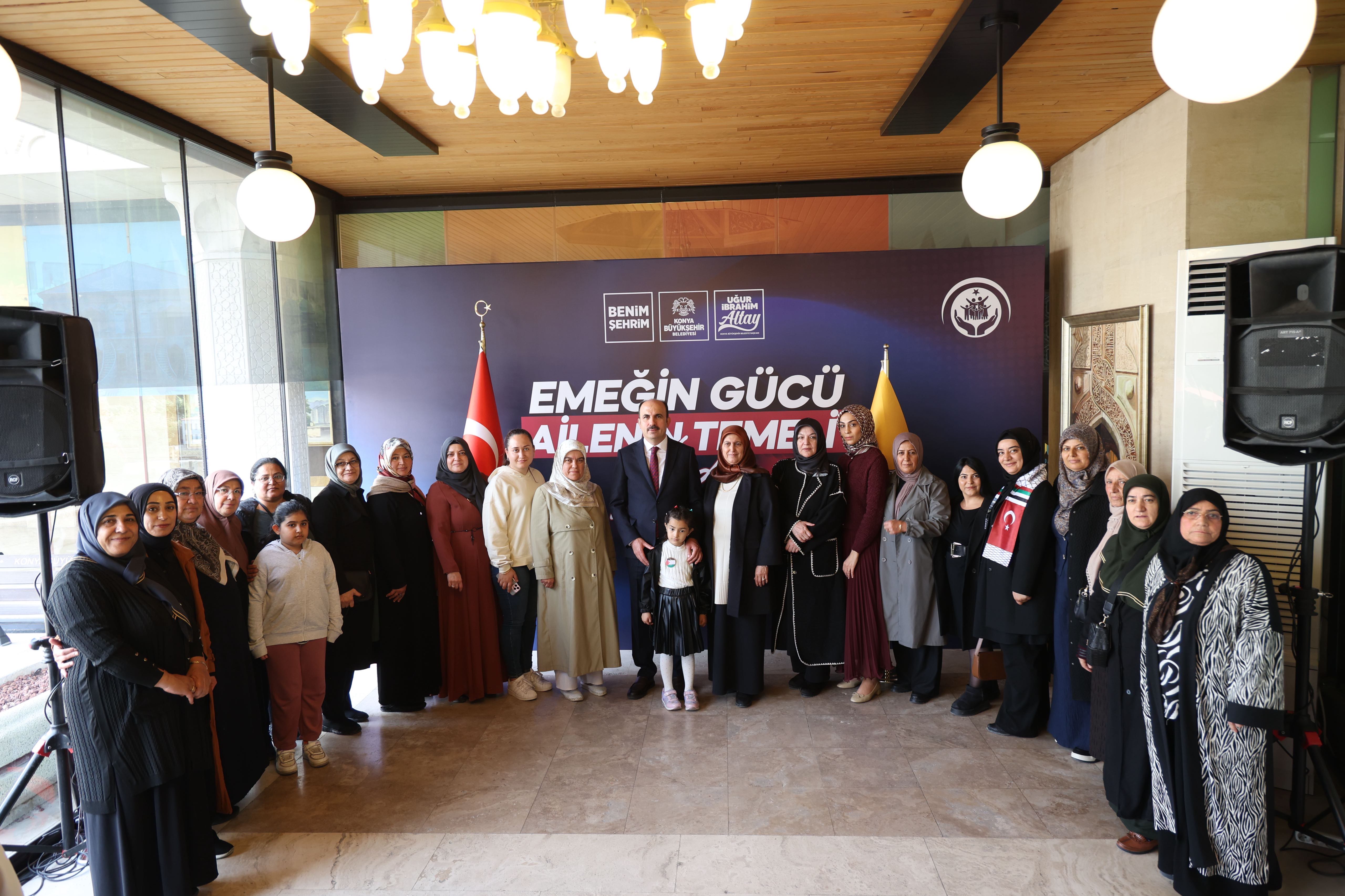 BAŞKAN ALTAY: “VERDİĞİMİZ SÖZLERİ YERİNE GETİRMEK İÇİN ÇABA SARF EDİYORUZ”