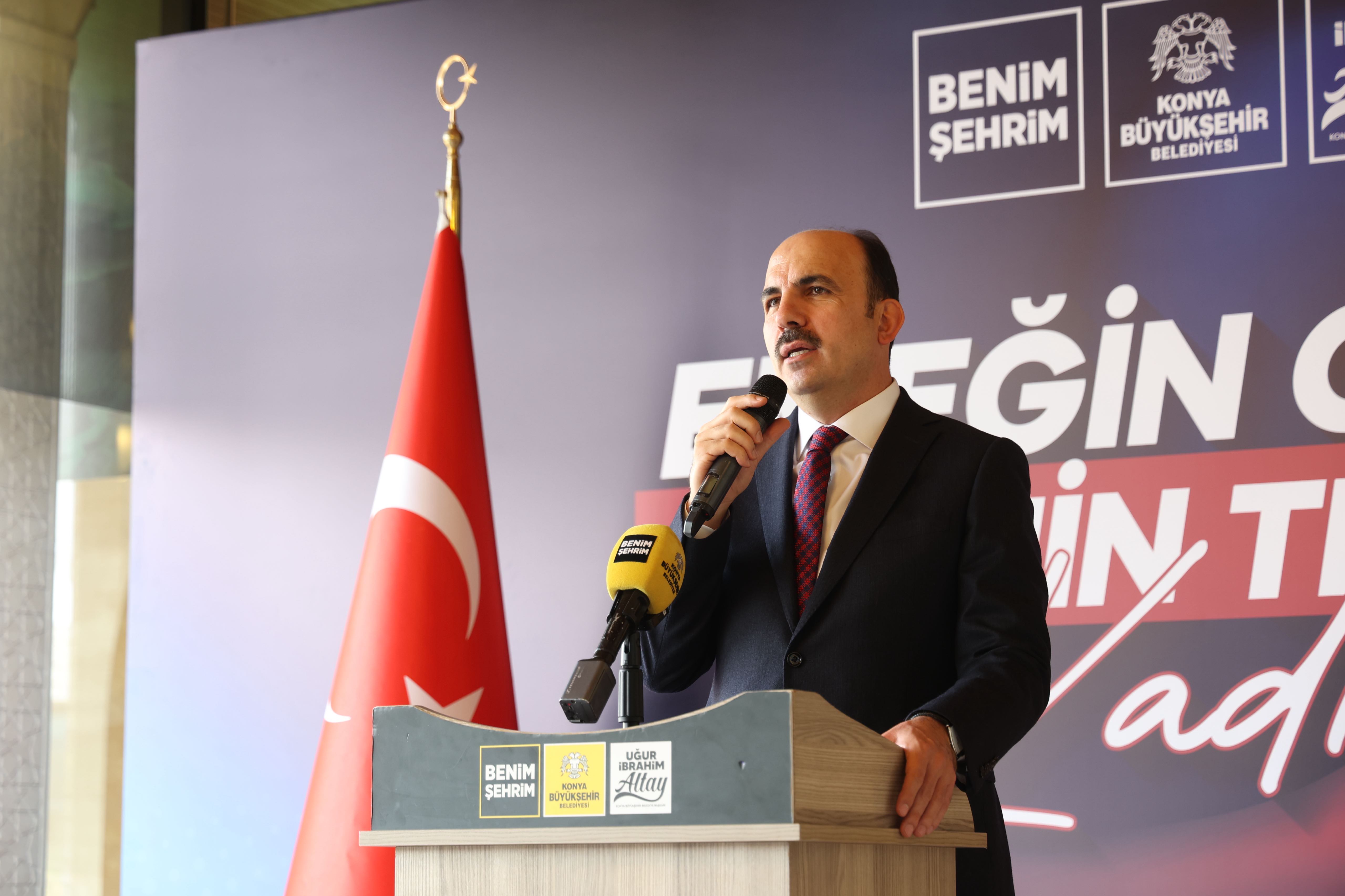 BAŞKAN ALTAY: “VERDİĞİMİZ SÖZLERİ YERİNE GETİRMEK İÇİN ÇABA SARF EDİYORUZ”