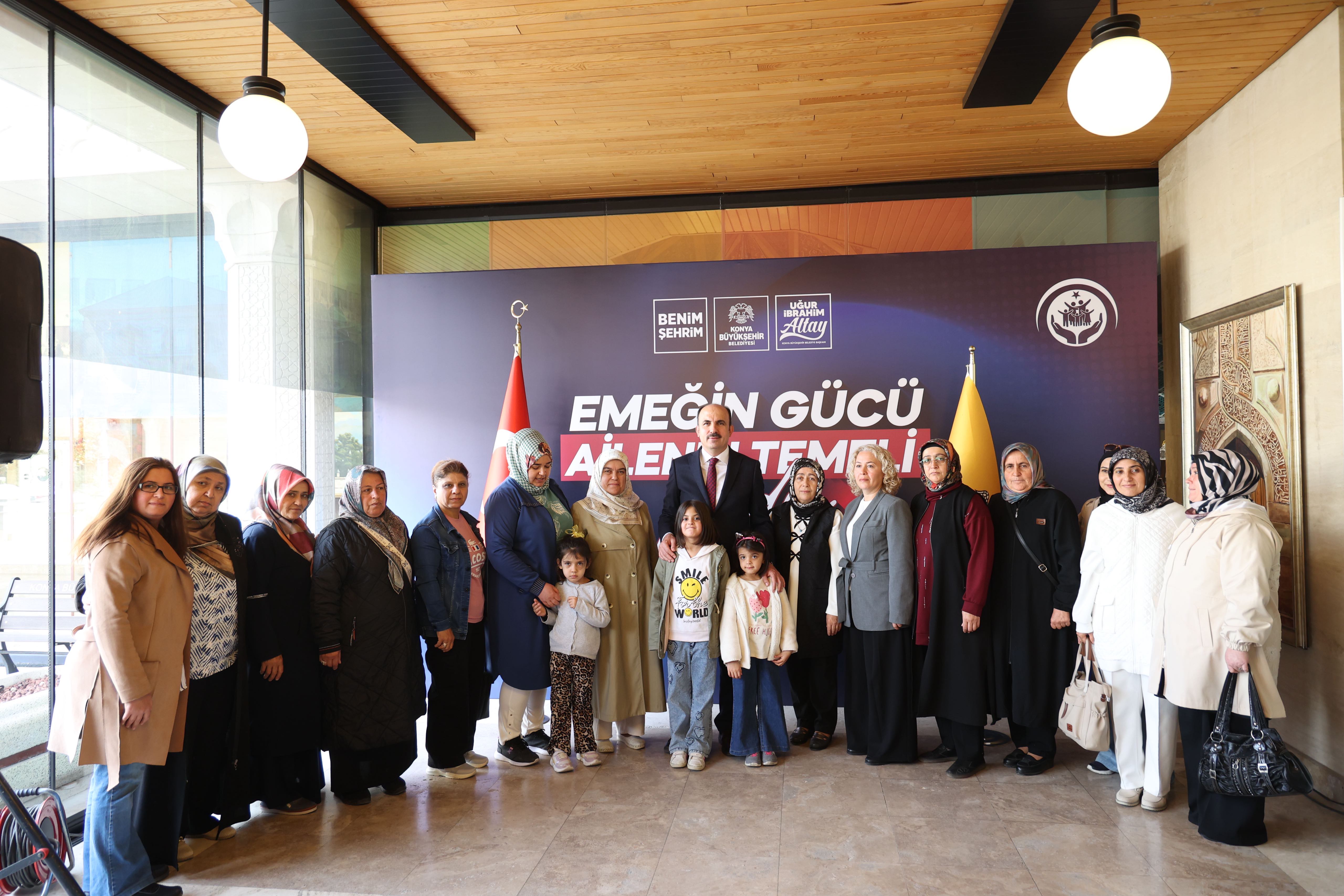 BAŞKAN ALTAY: “VERDİĞİMİZ SÖZLERİ YERİNE GETİRMEK İÇİN ÇABA SARF EDİYORUZ”