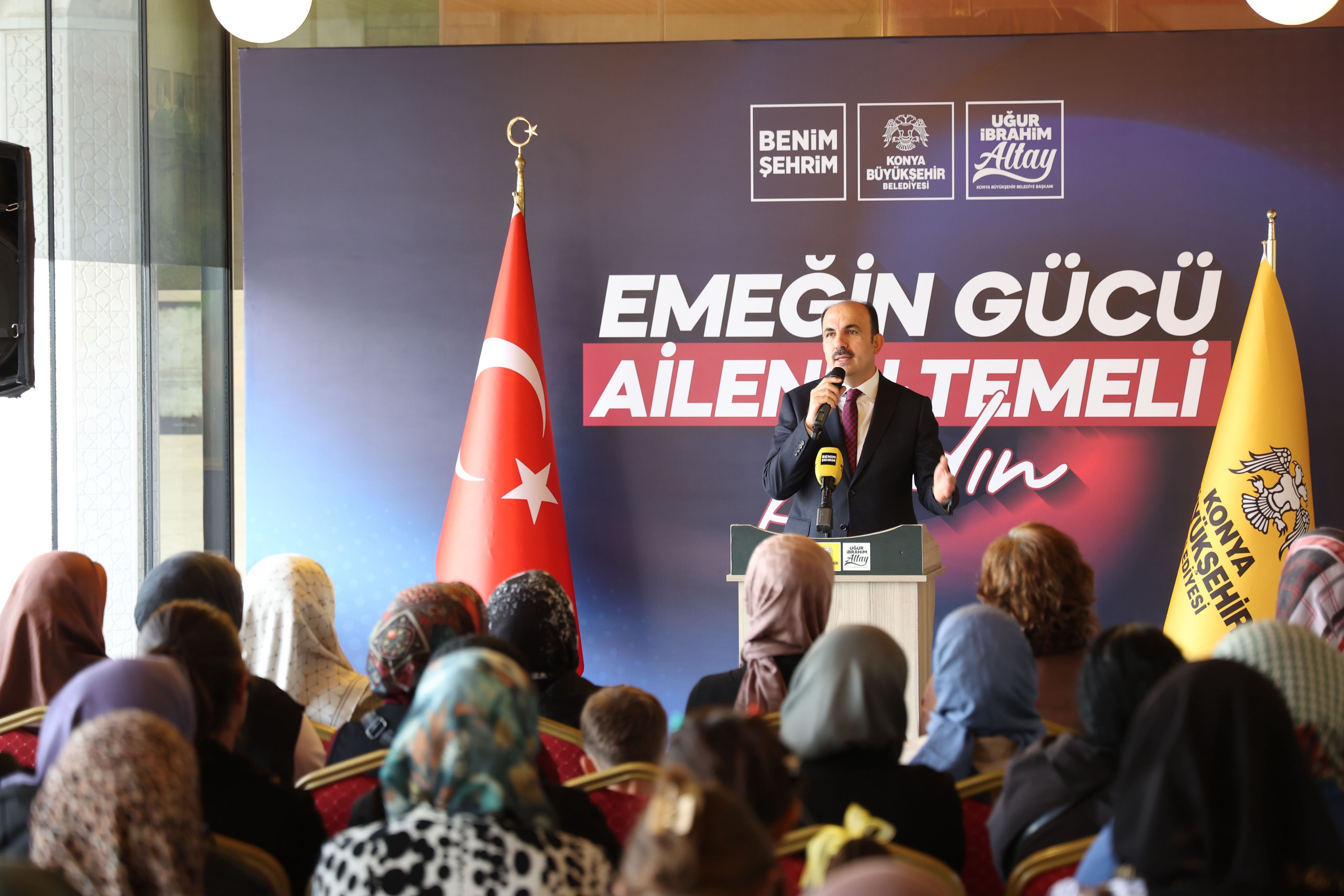 BAŞKAN ALTAY: “VERDİĞİMİZ SÖZLERİ YERİNE GETİRMEK İÇİN ÇABA SARF EDİYORUZ”