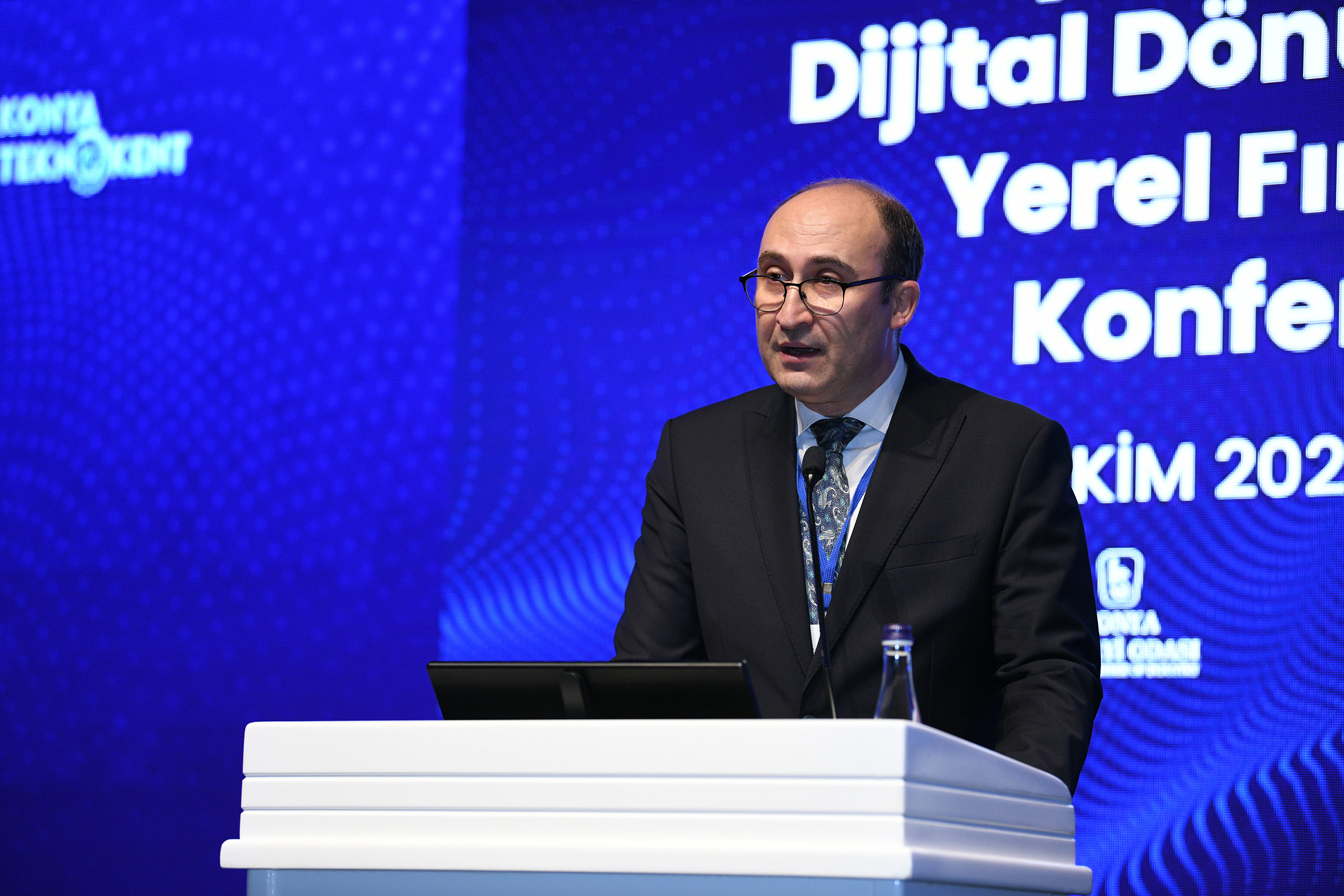 KONYA’DA “YEŞİL GELECEK VE DİJİTAL DÖNÜŞÜM İÇİN YEREL FIRSATLAR KONFERANSI” YAPILDI