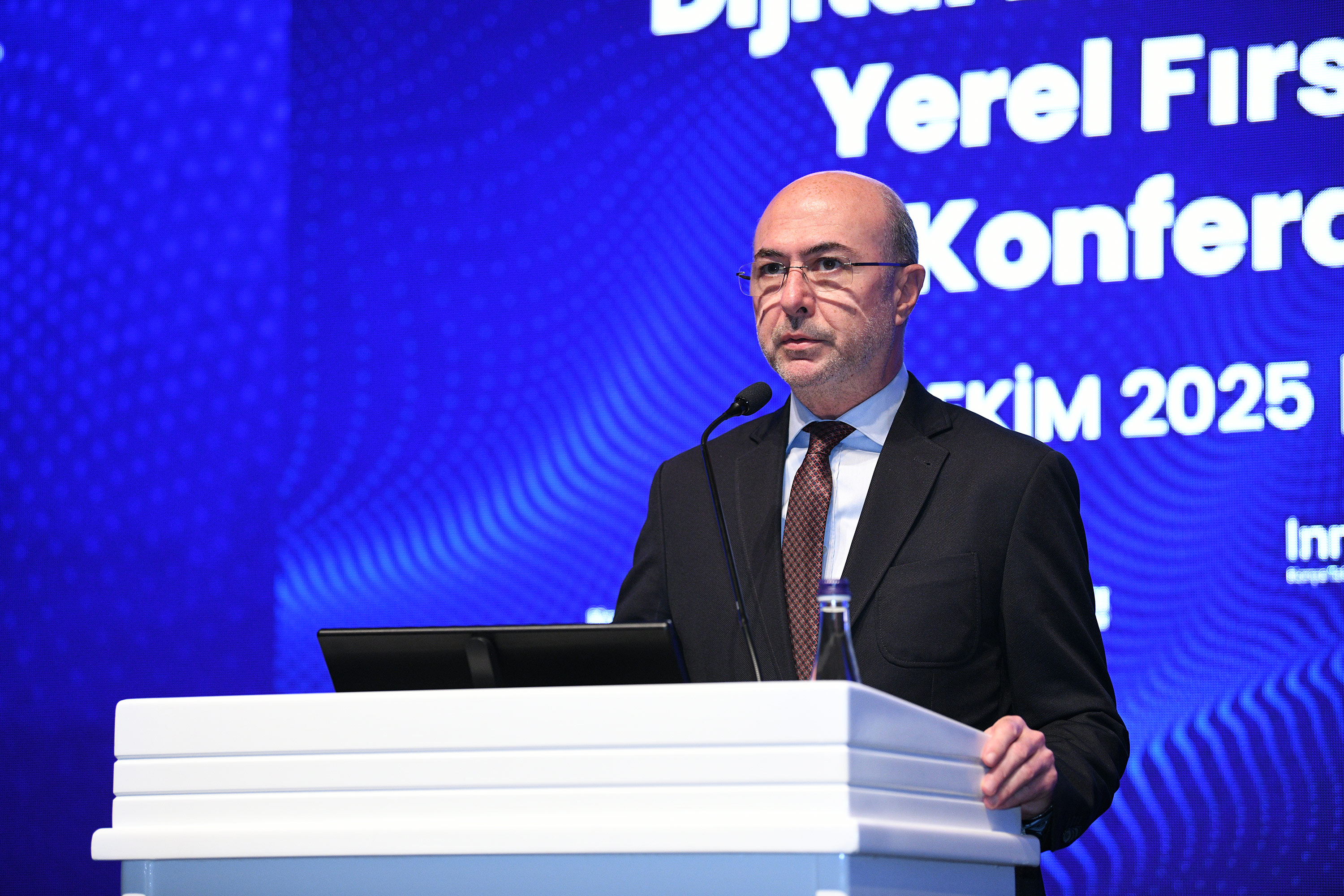KONYA’DA “YEŞİL GELECEK VE DİJİTAL DÖNÜŞÜM İÇİN YEREL FIRSATLAR KONFERANSI” YAPILDI