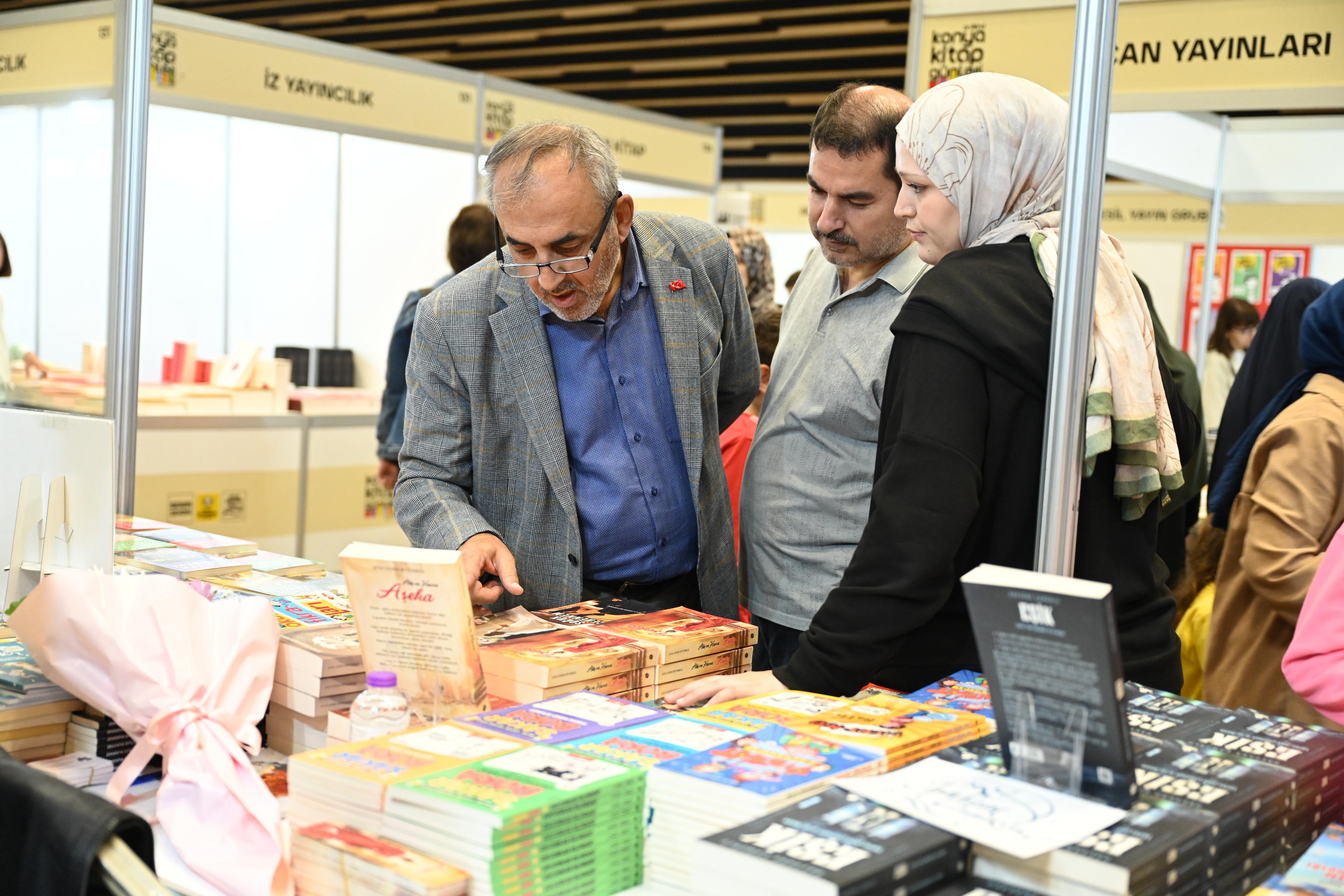 BAŞKAN ALTAY 12. KONYA KİTAP GÜNLERİ’NE KATILAN KİTAPSEVERLERE TEŞEKKÜR ETTİ