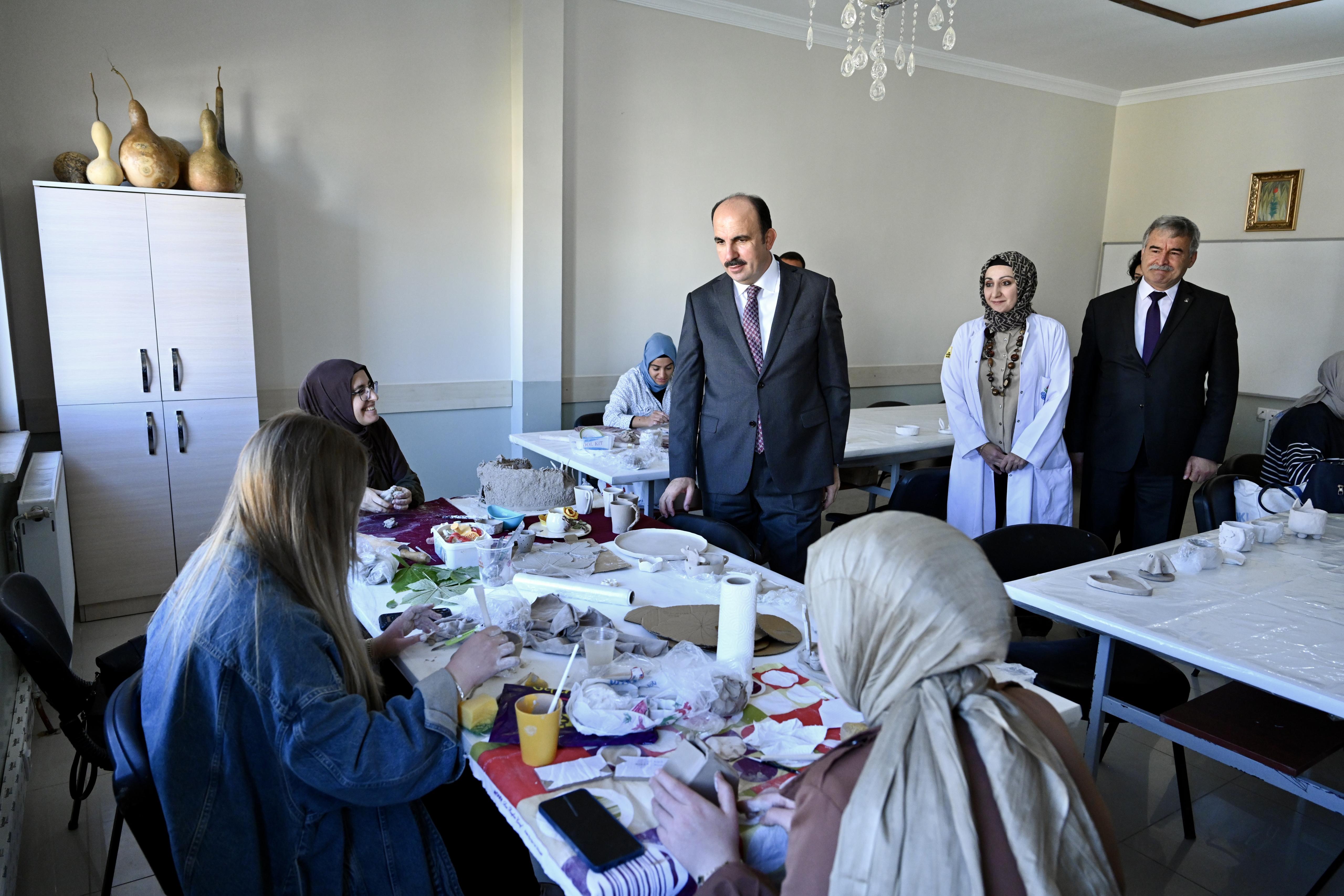 BAŞKAN ALTAY SEYDİŞEHİR’E KAZANDIRILAN 65 MİLYON LİRALIK SU YUMUŞATMA TESİSİNİ AÇTI