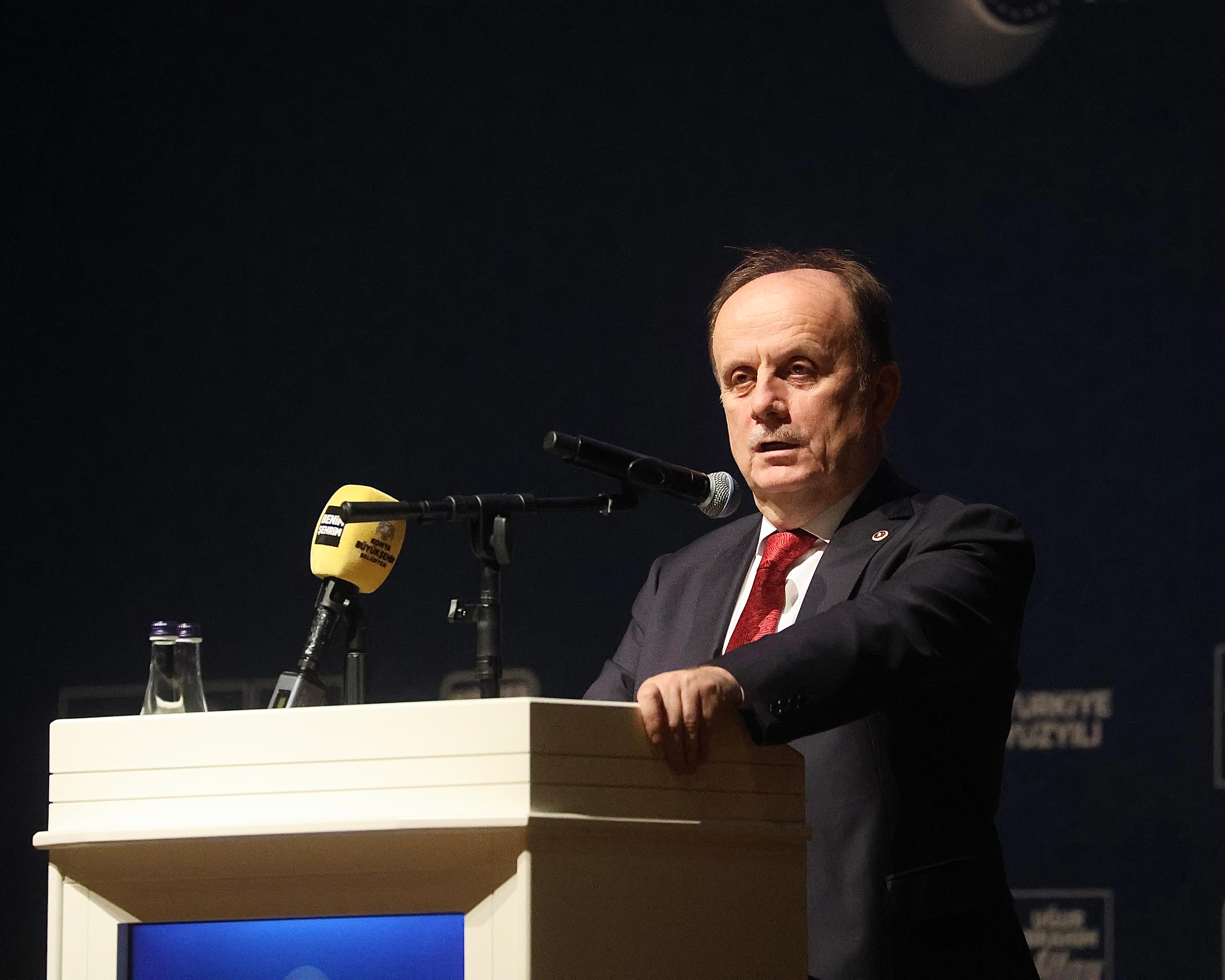 BAŞKAN ALTAY: “MUHTARLARIMIZLA HANGİ YOLA ÇIKTIYSAK ALLAH’IN İZNİYLE ONU BAŞARDIK”