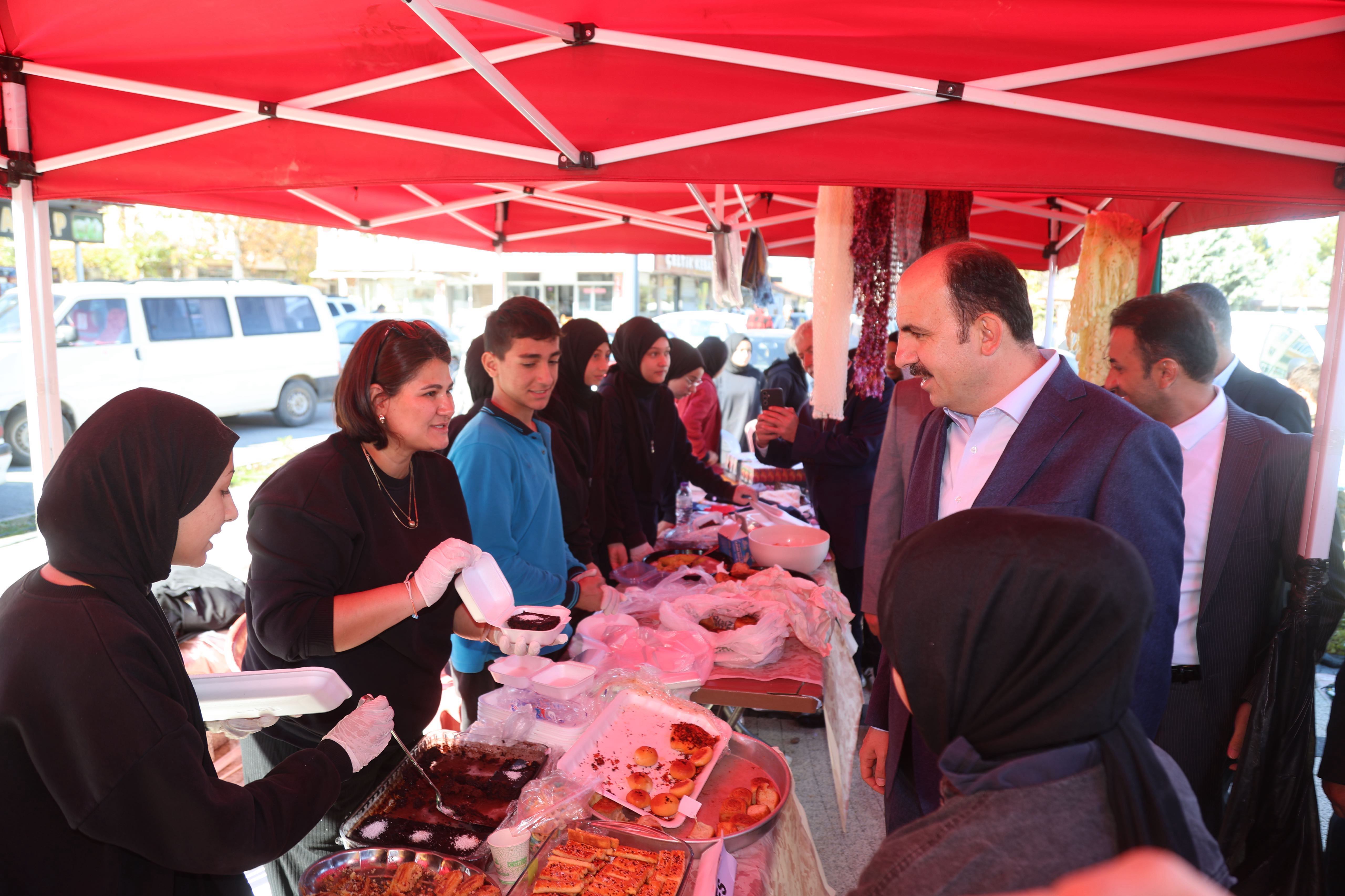 BAŞKAN ALTAY 102 MİLYON LİRA BEDELLE ÇELTİK’E KAZANDIRILAN KAPALI PAZAR YERİ’NİN AÇILIŞINI YAPTI