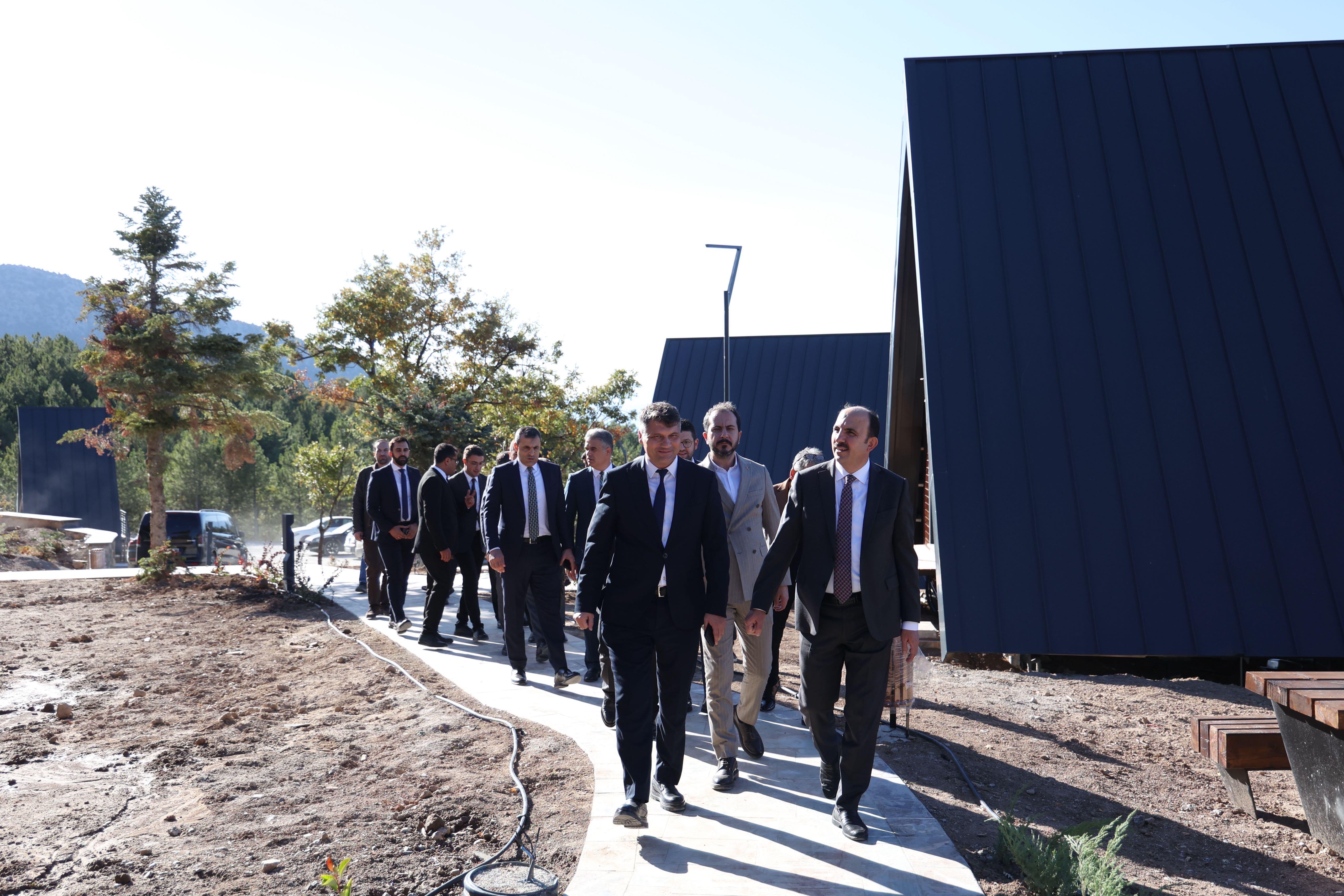 BAŞKAN ALTAY, TURİZME KATKI SAĞLAYACAK YAKA MANASTIR’DAKİ ÇALIŞMALARIN SON AŞAMAYA GELDİĞİNİ AÇIKLADI