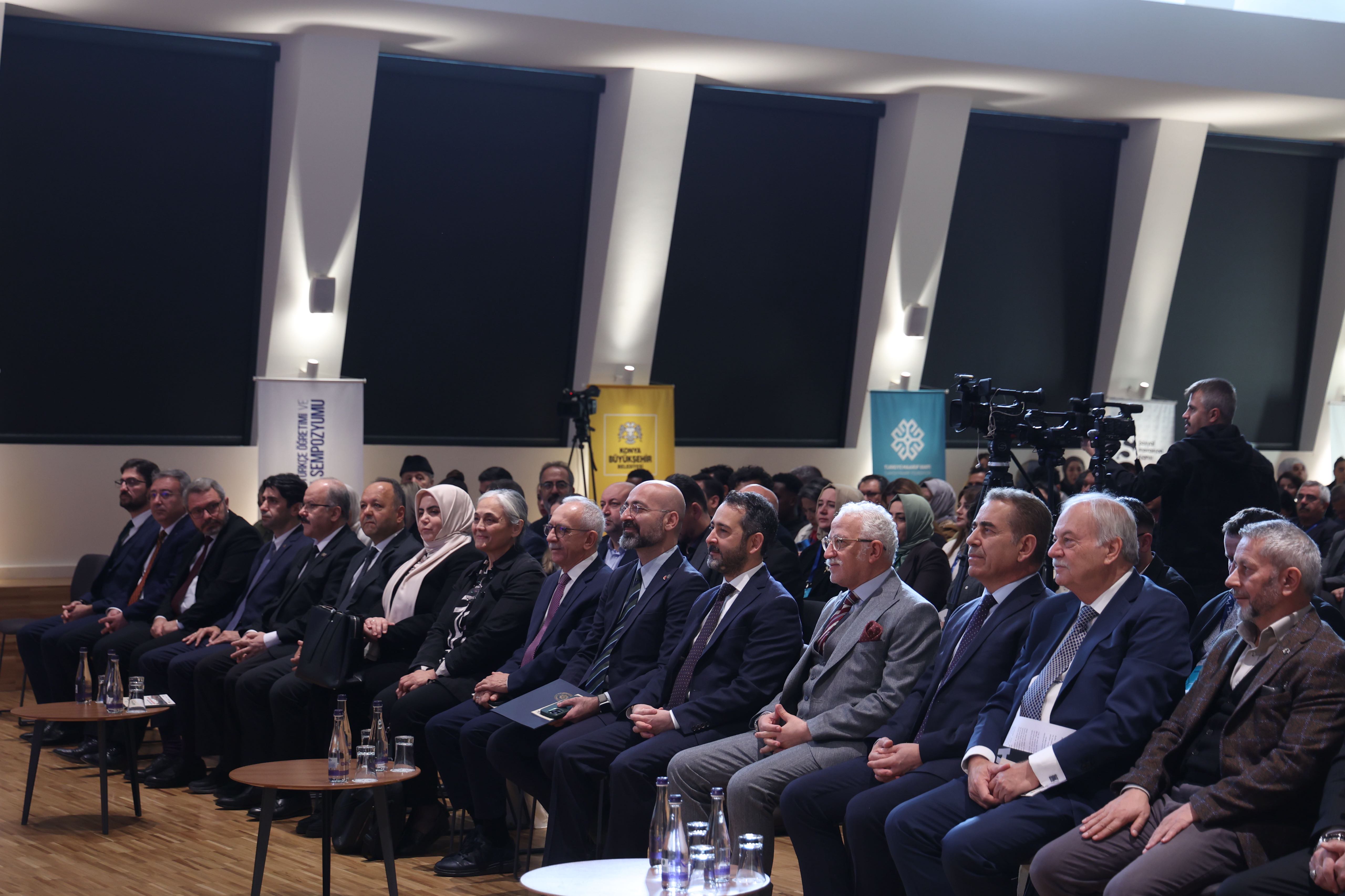 “4. ULUSLARARASI BALKANLARDA TÜRKÇE ÖĞRETİMİ VE TÜRKOLOJİ SEMPOZYUMU” KONYA BÜYÜKŞEHİR EV SAHİPLİĞİNDE BAŞLADI