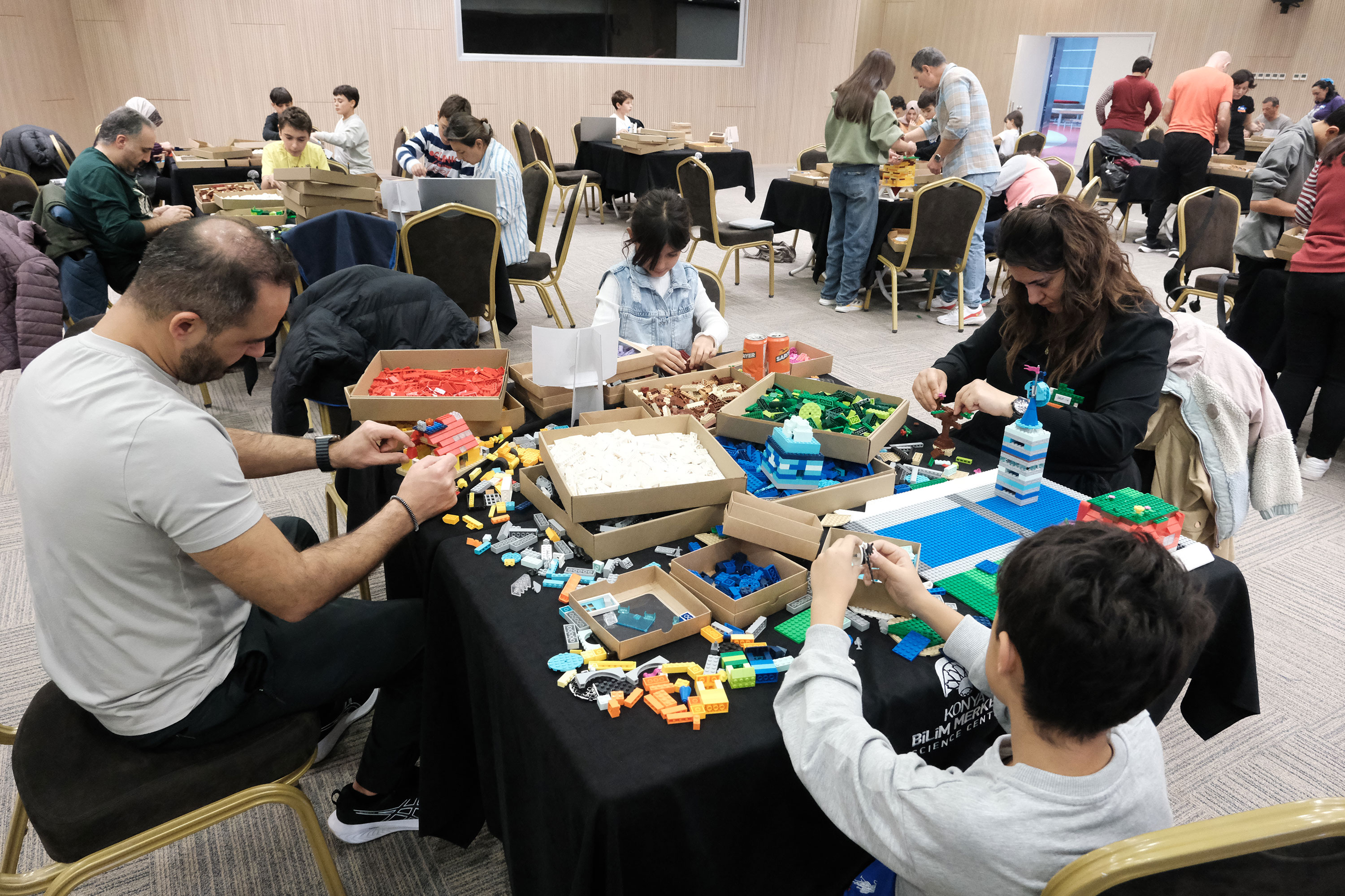 KONYA BİLİM MERKEZİ’NDEKİ BRİCKZONE TASARIM YARIŞMASI TAMAMLANDI