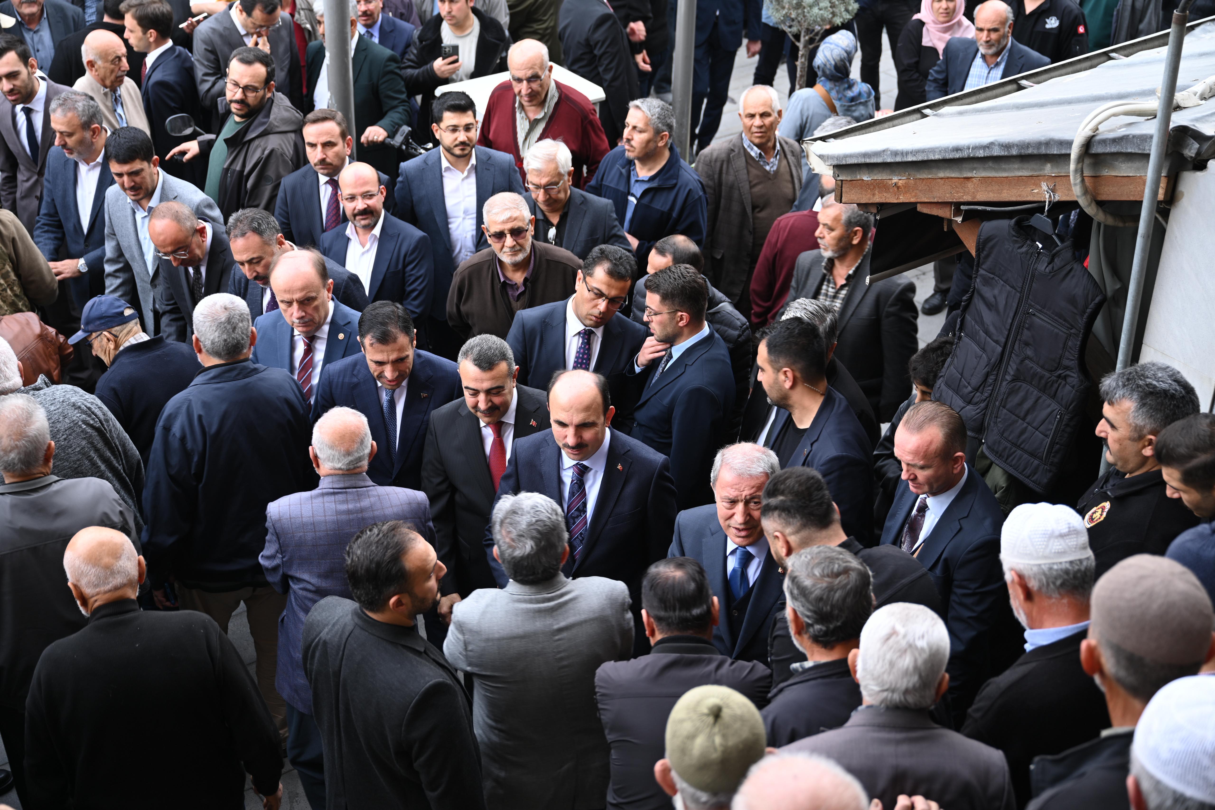 TBMM MİLLİ SAVUNMA KOMİSYONU BAŞKANI AKAR BAŞKAN ALTAY’I ZİYARET ETTİ