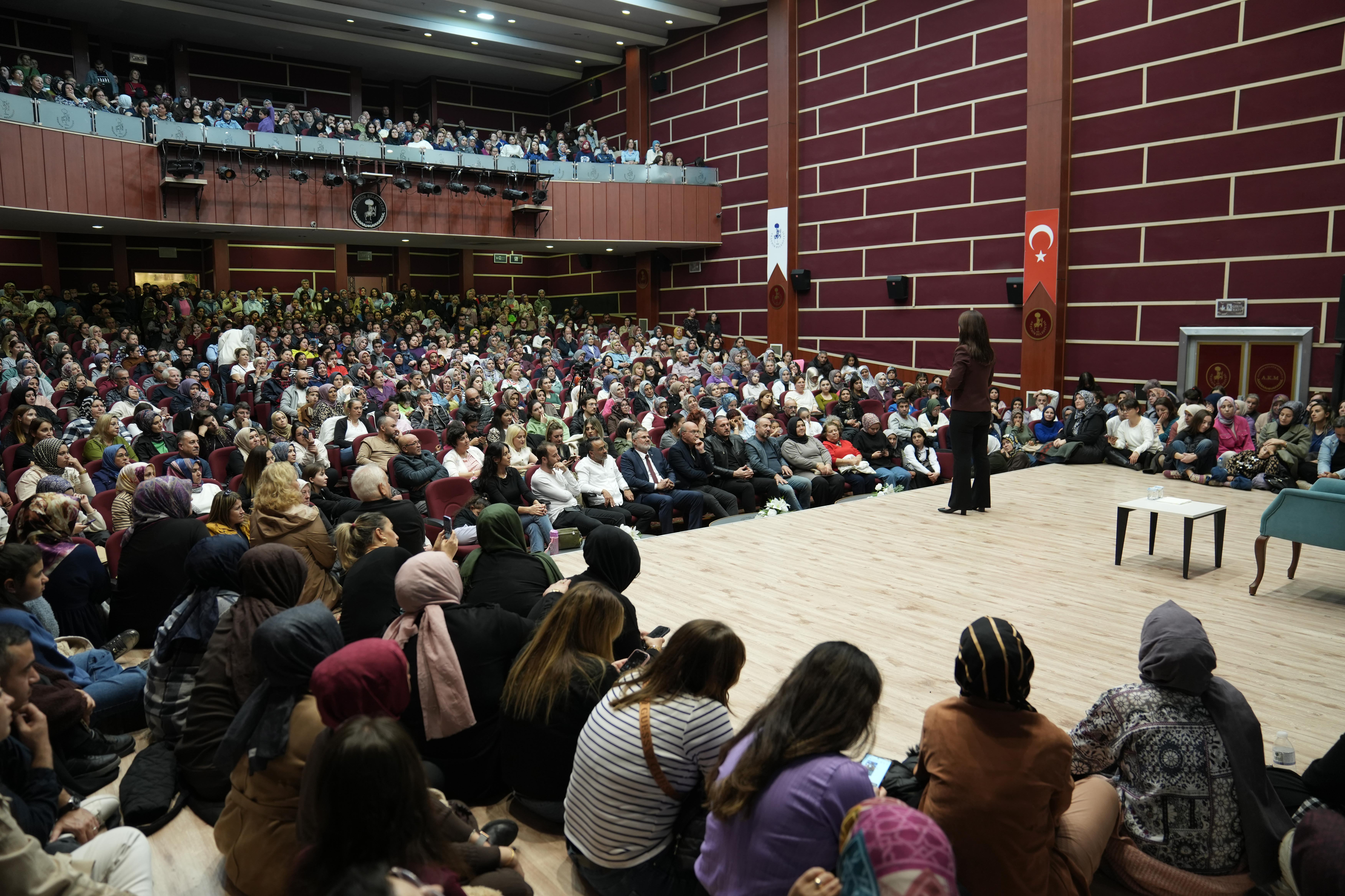 BAŞKAN ALTAY, İLÇELERDE YAŞAYAN KONYALILARI ŞEHİR KONFERANSLARI’NA DAVET ETTİ