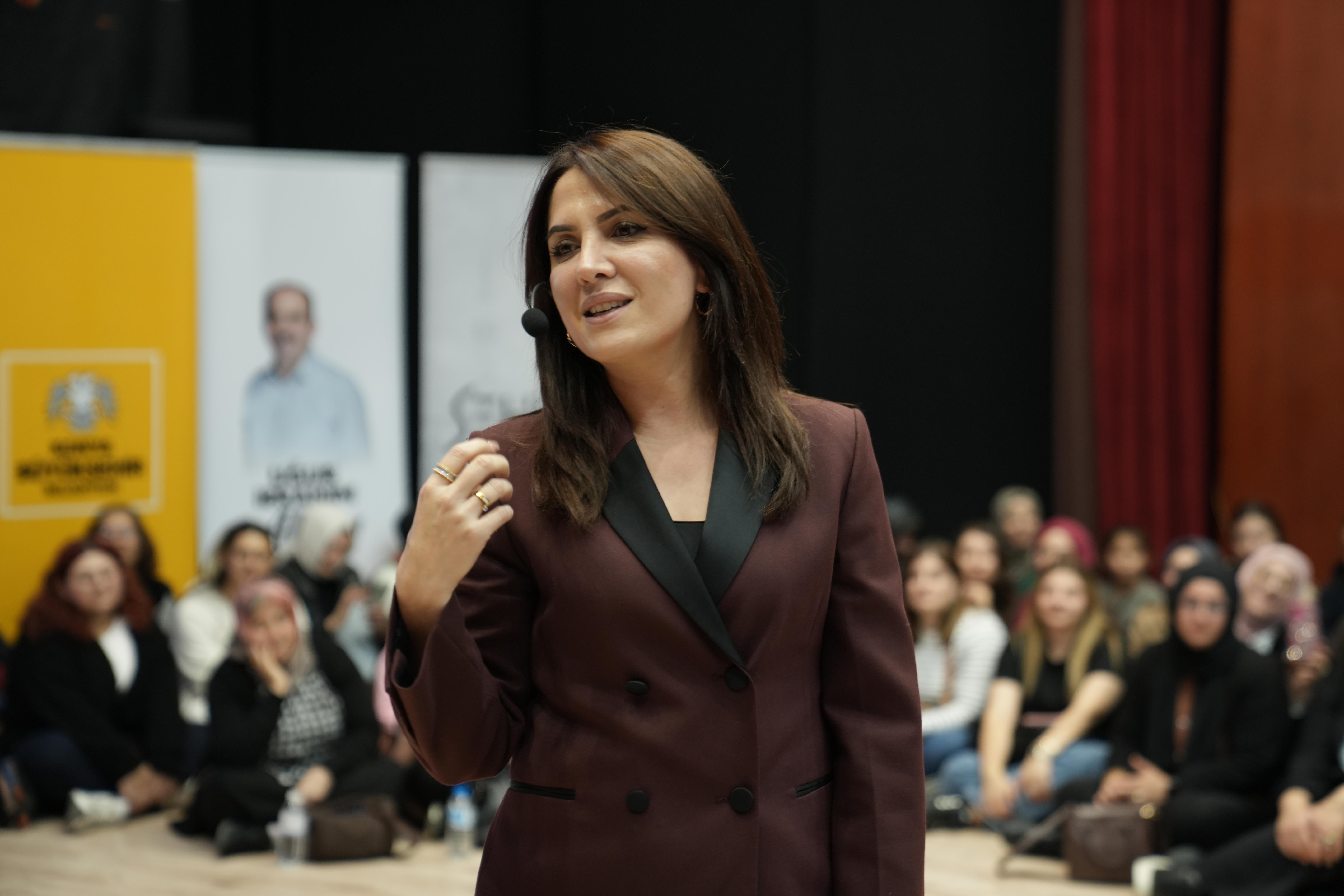 BAŞKAN ALTAY, İLÇELERDE YAŞAYAN KONYALILARI ŞEHİR KONFERANSLARI’NA DAVET ETTİ