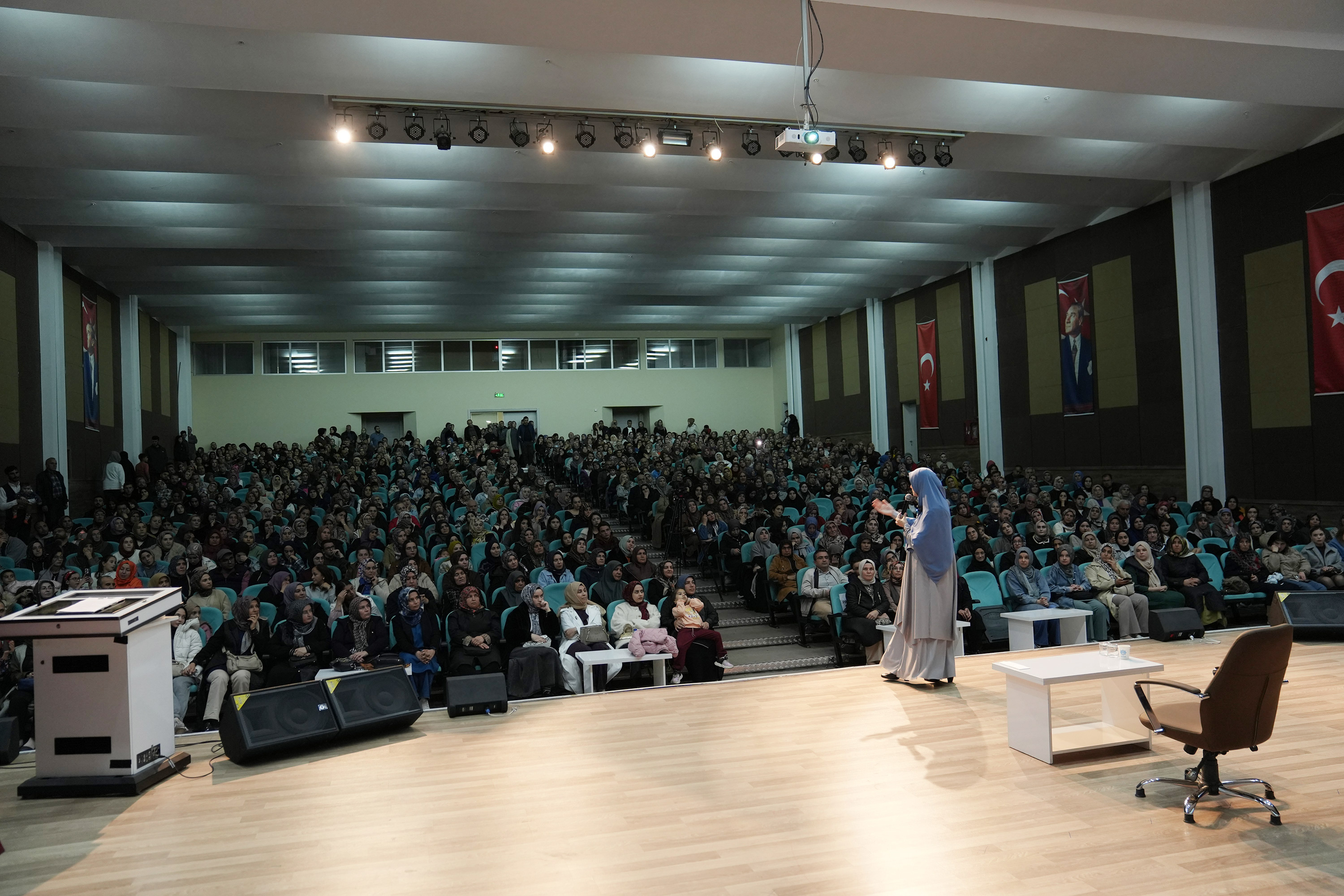 ŞEHİR KONFERANSLARI İLE SEVİLEN İSİMLER KONYALILARLA BULUŞUYOR