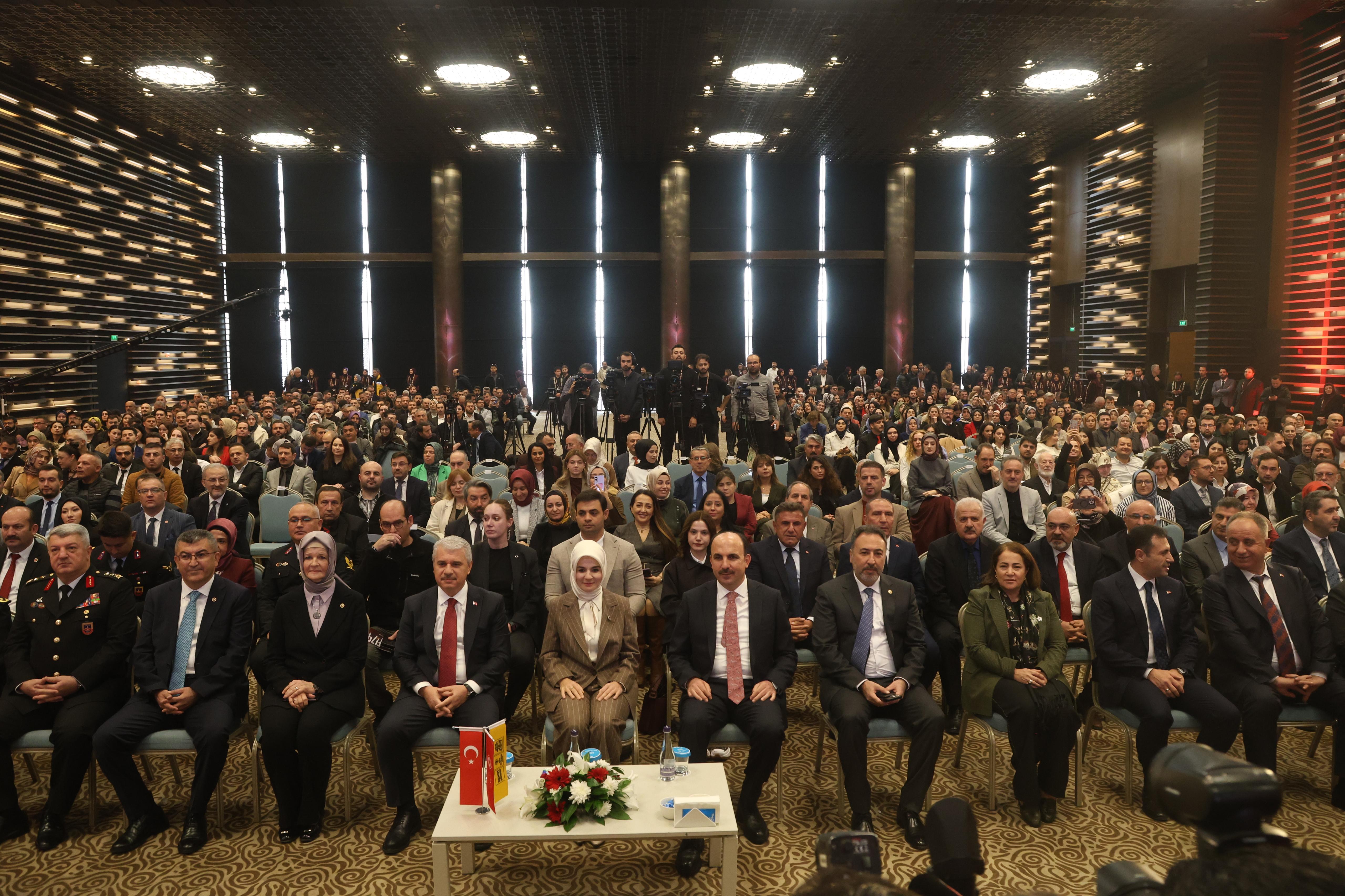 BAKAN GÖKTAŞ: “KONYA AİLE DOSTU ŞEHİRCİLİK ANLAYIŞINDA ÖRNEK GÖSTERİLECEK BİR TECRÜBEYE SAHİP”