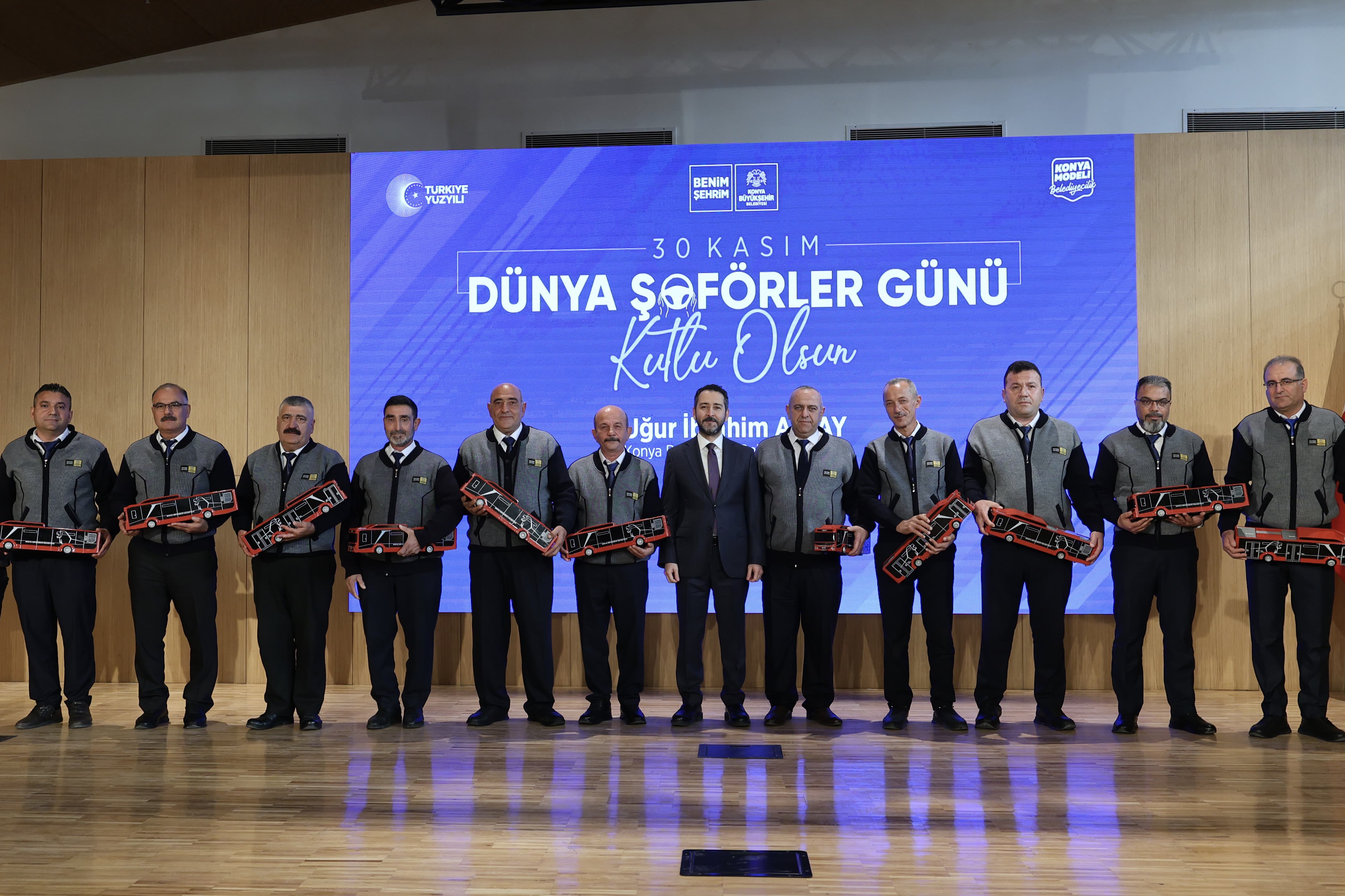 KONYA BÜYÜKŞEHİR “30 KASIM DÜNYA ŞOFÖRLER GÜNÜ" KUTLAMA PROGRAMI DÜZENLEDİ