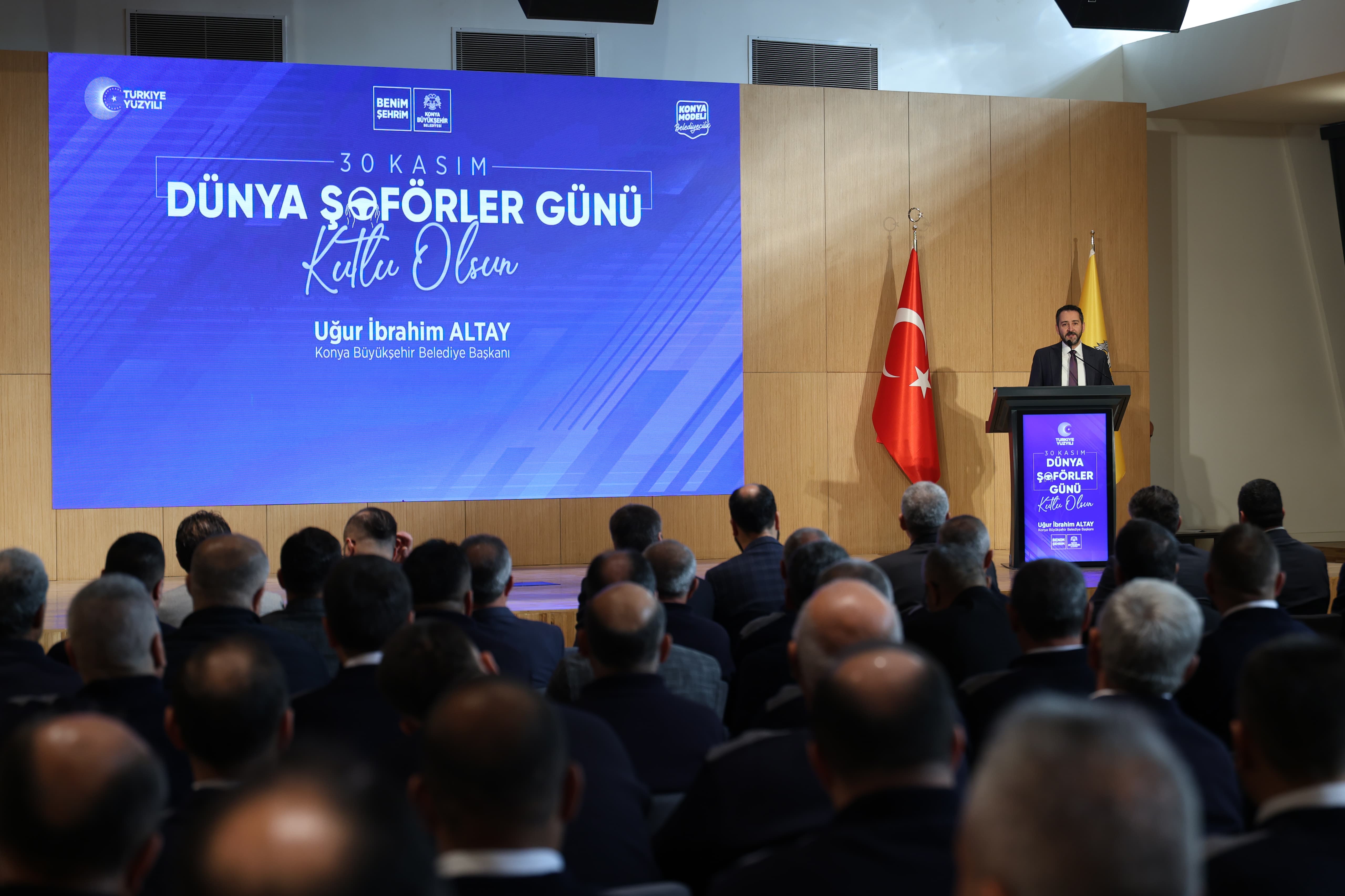 KONYA BÜYÜKŞEHİR “30 KASIM DÜNYA ŞOFÖRLER GÜNÜ" KUTLAMA PROGRAMI DÜZENLEDİ