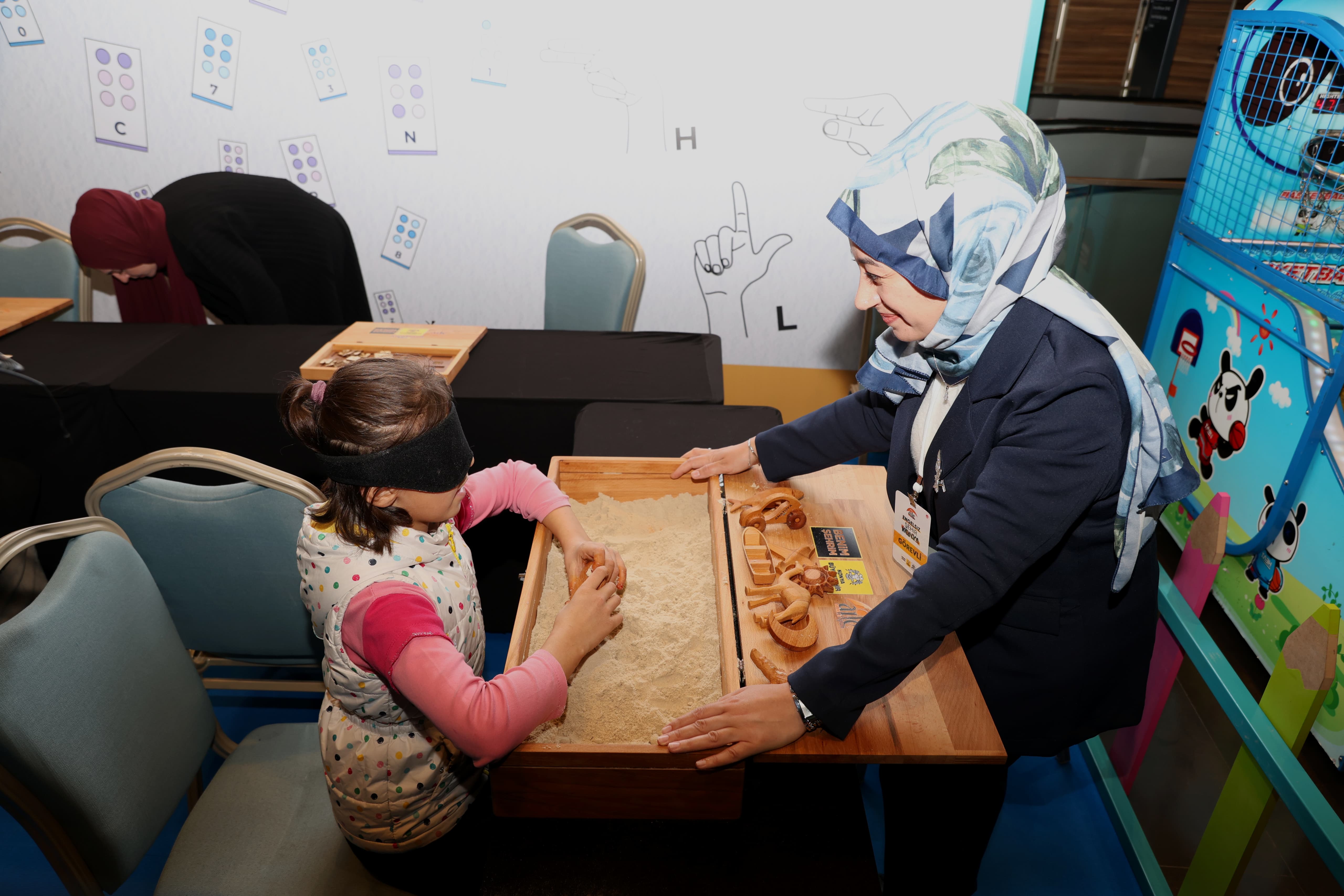 KONYA’DA ÖZEL BİREYLER VE AİLELERİ İÇİN ÖZEL BULUŞMA