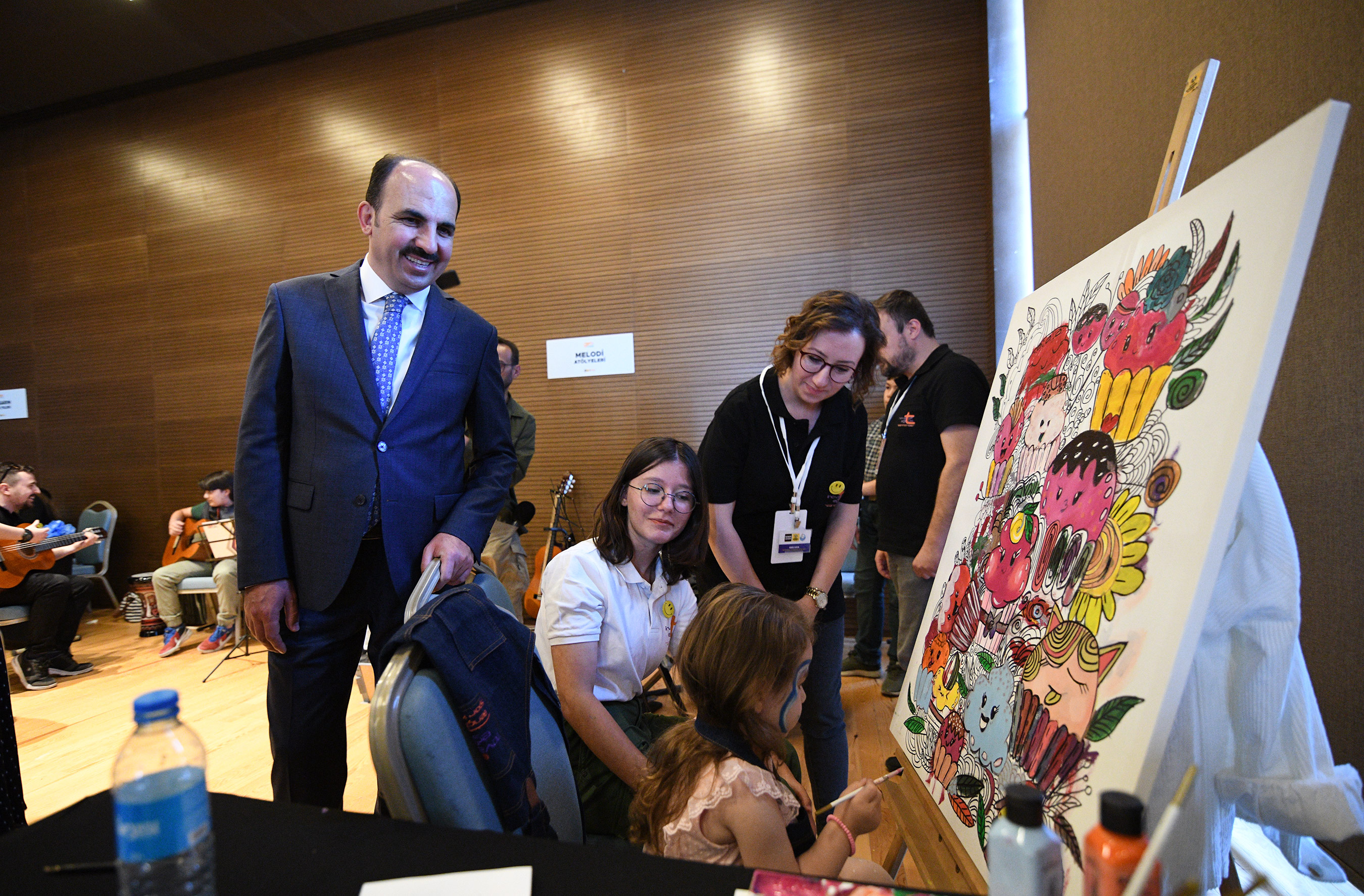 BAŞKAN ALTAY 17. ALTIN DOKUNUŞLAR SERGİSİNE TÜM SANATSEVERLERİ DAVET ETTİ