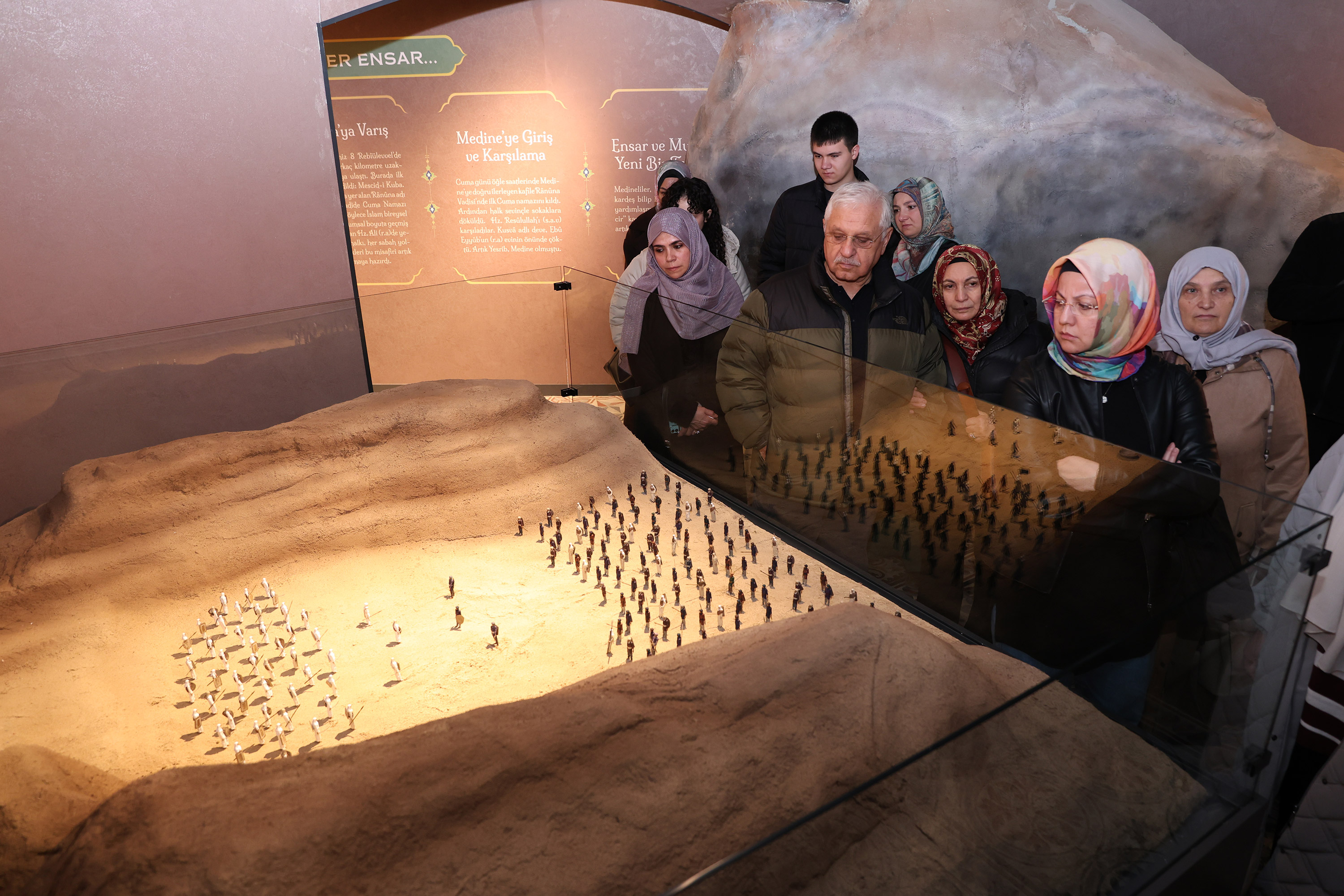 BAŞKAN ALTAY TÜRKİYE’DE İLK OLAN SİYER SERGİSİ’NE TÜM PEYGAMBER AŞIKLARINI DAVET ETTİ