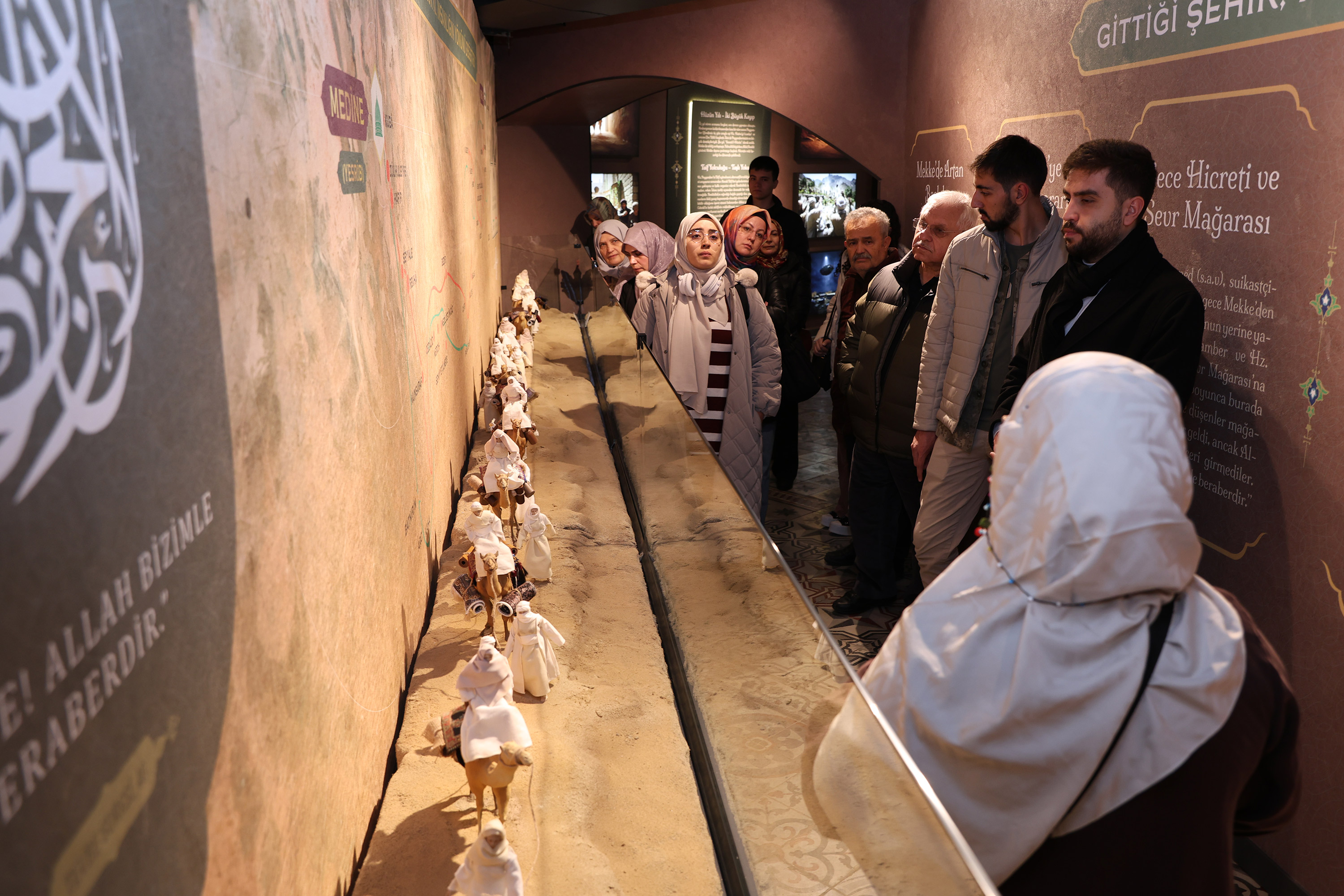 BAŞKAN ALTAY TÜRKİYE’DE İLK OLAN SİYER SERGİSİ’NE TÜM PEYGAMBER AŞIKLARINI DAVET ETTİ