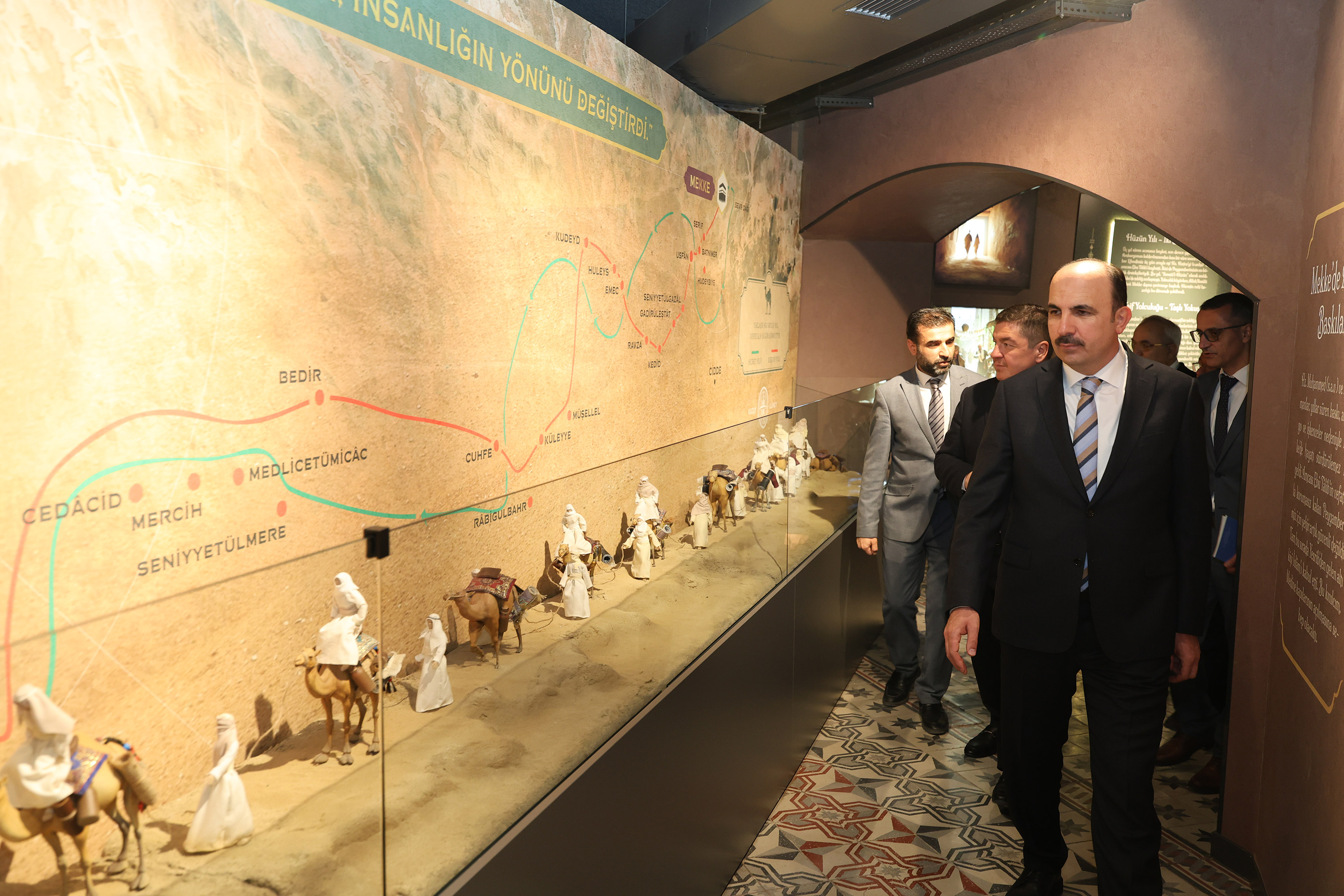 BAŞKAN ALTAY TÜRKİYE’DE İLK OLAN SİYER SERGİSİ’NE TÜM PEYGAMBER AŞIKLARINI DAVET ETTİ